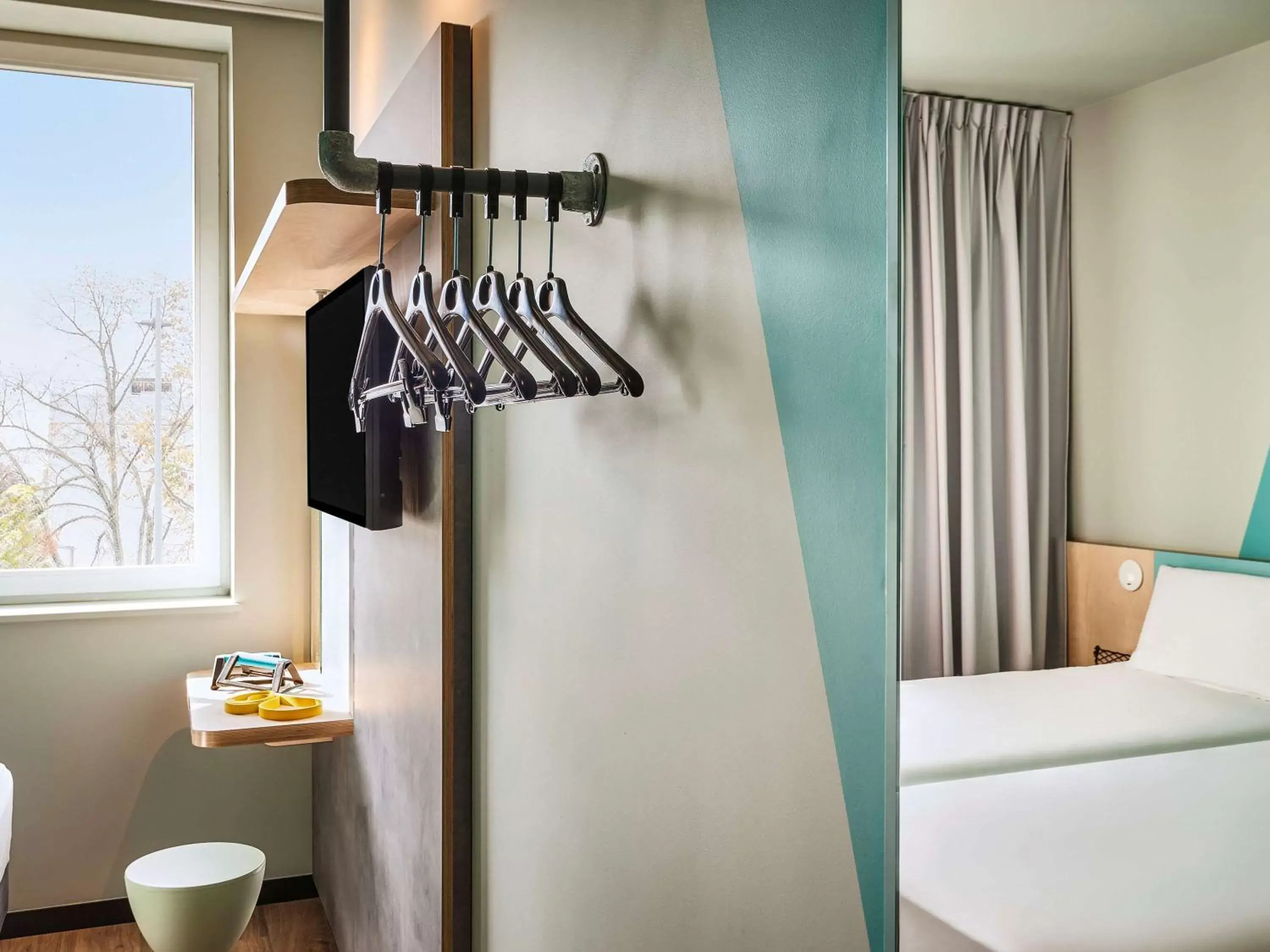 Bedroom, Bed in ibis budget Nancy Laxou Bedroom, Bed in ibis budget Nancy Laxou