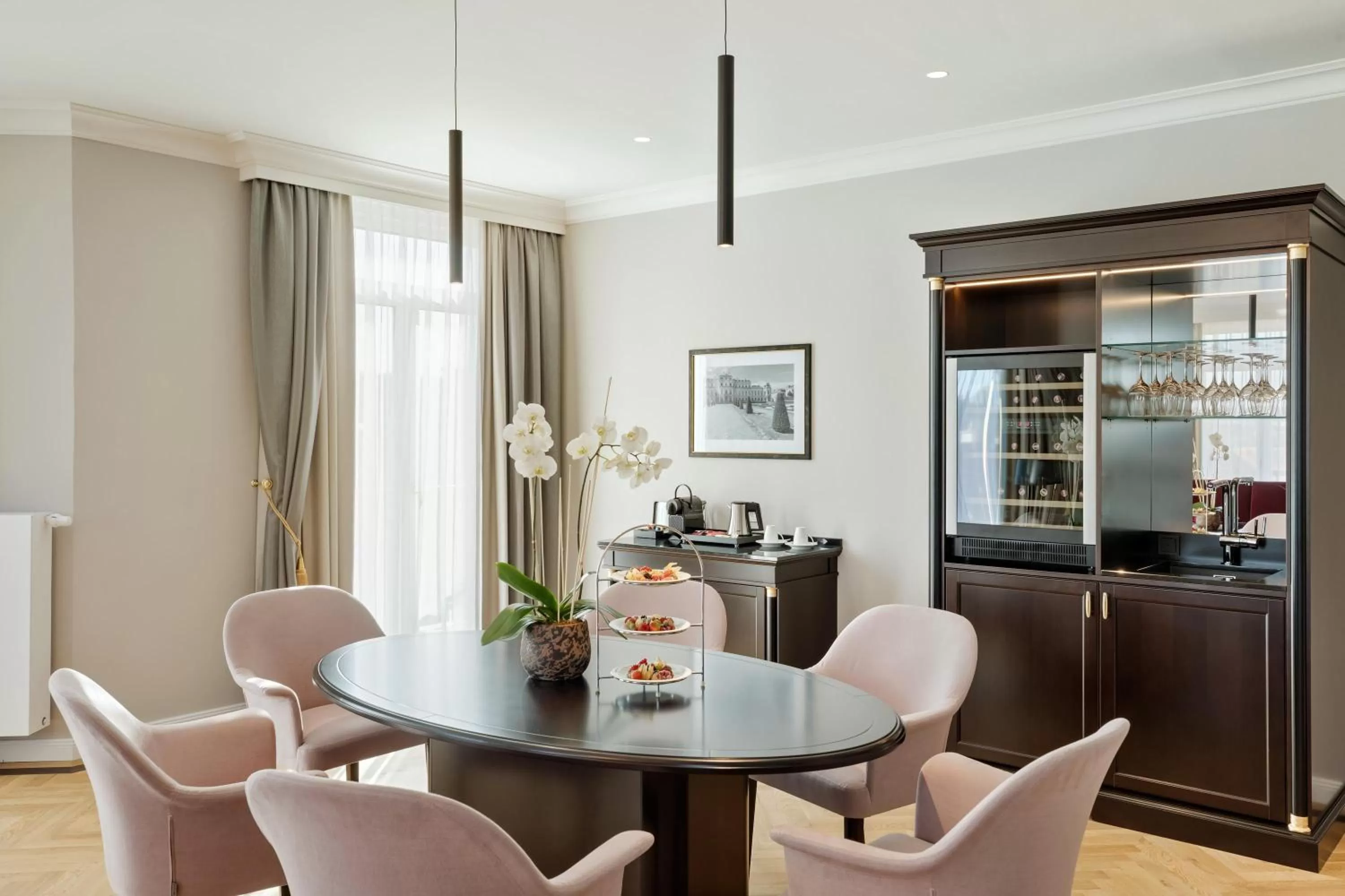 Photo of the whole room in Austria Trend Parkhotel Schönbrunn Wien