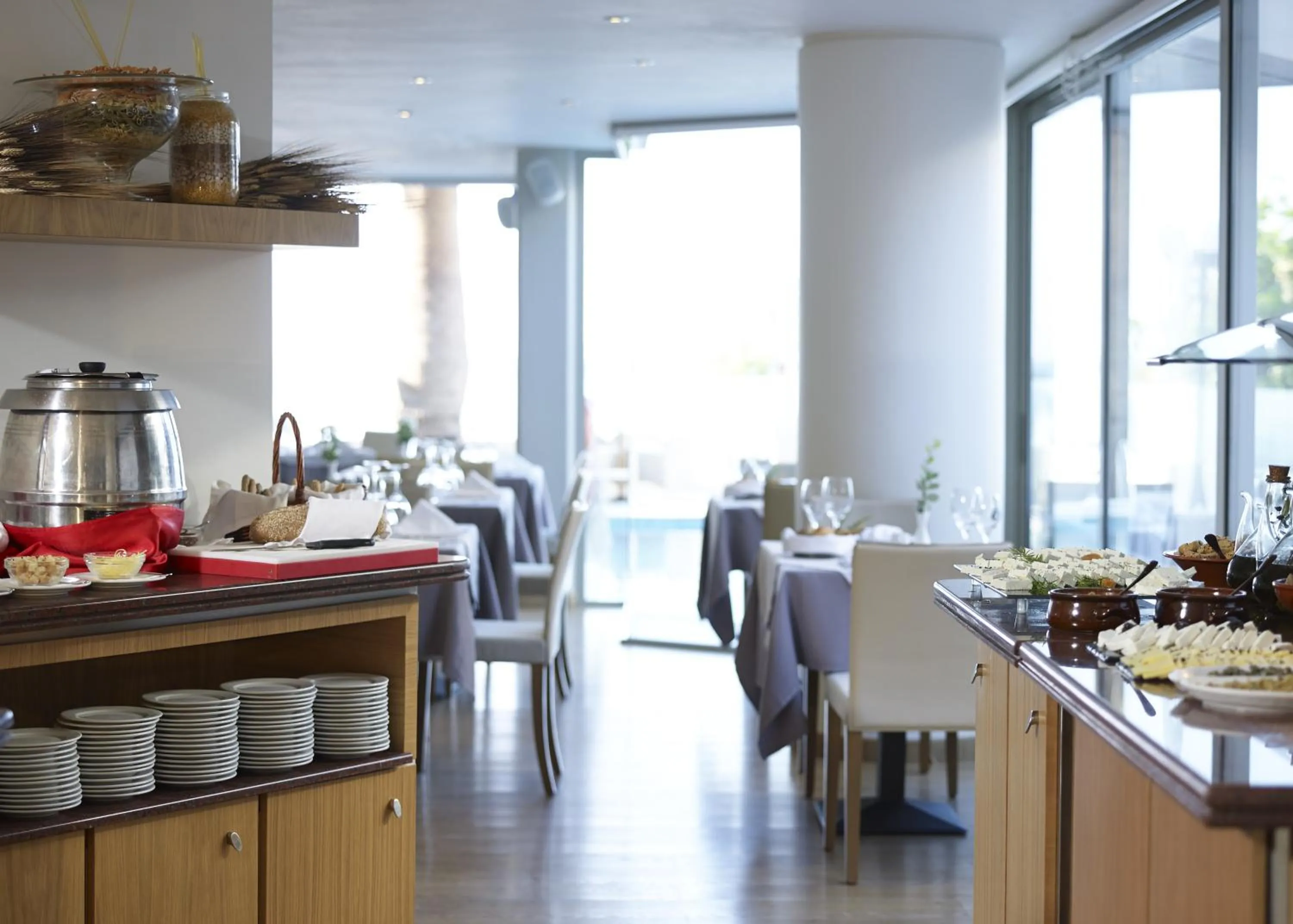 Restaurant/places to eat in Kriti Beach Hotel