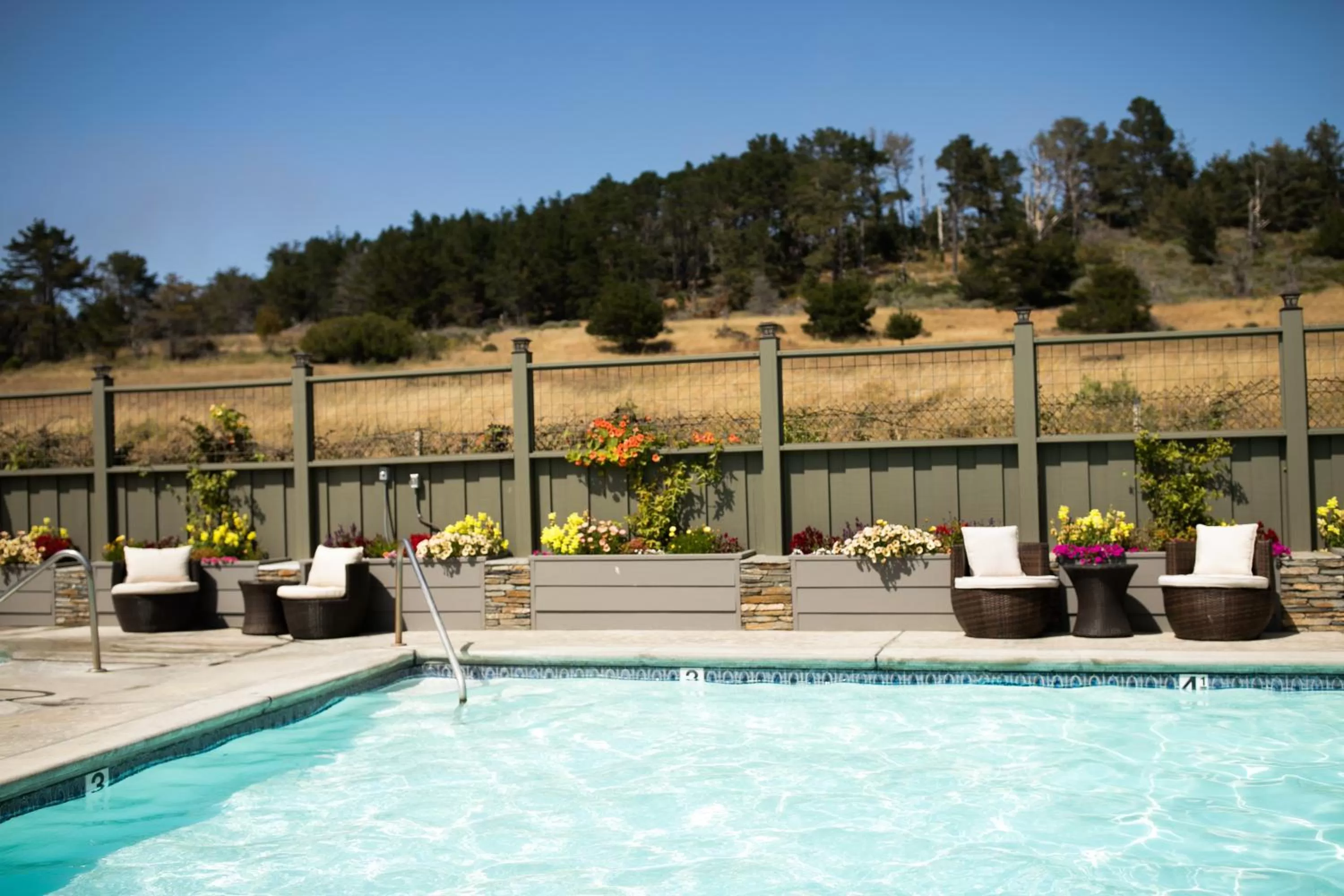 Swimming pool in Sea Otter Inn