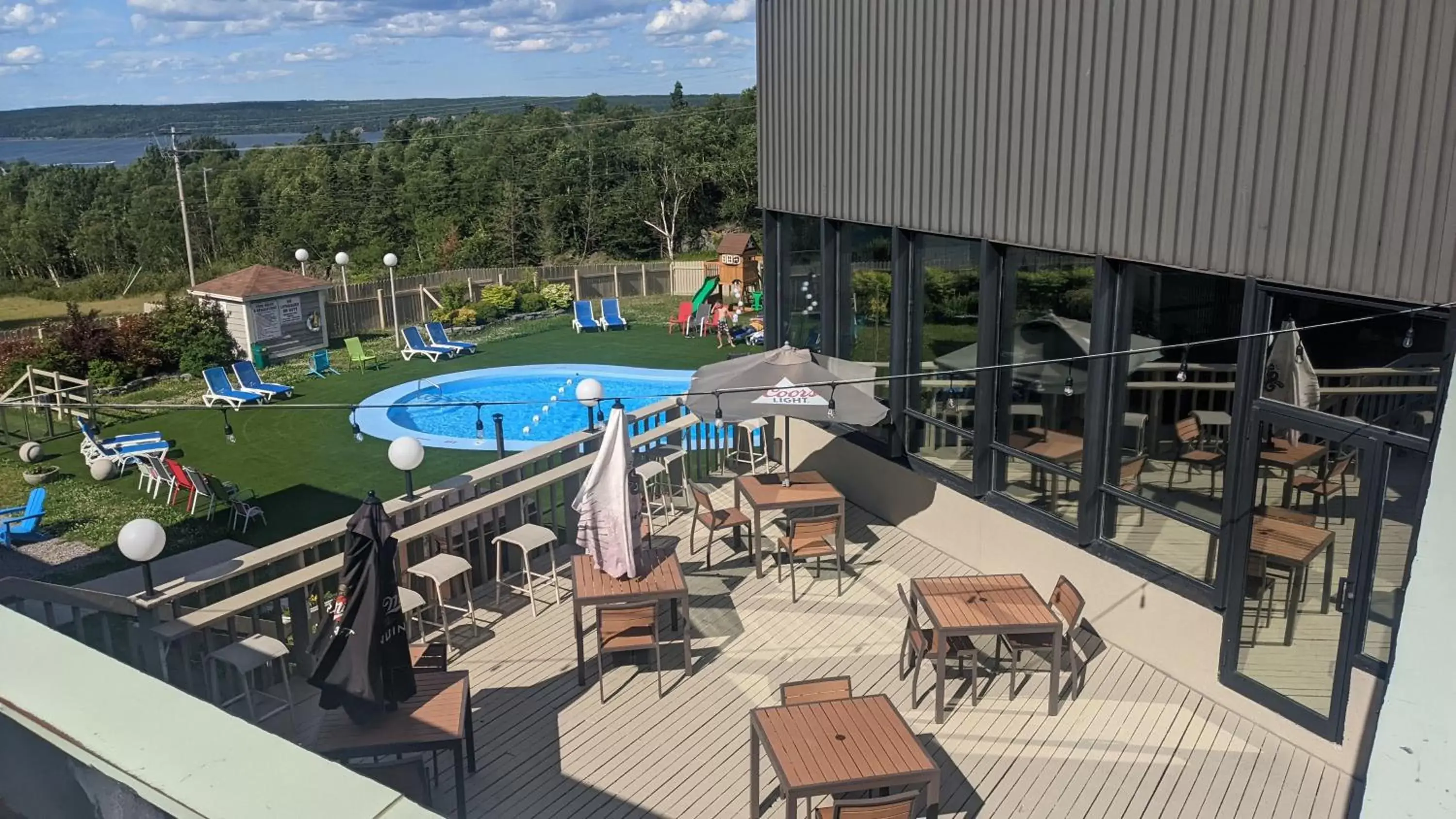 Restaurant/places to eat, Pool View in Clarenville Inn