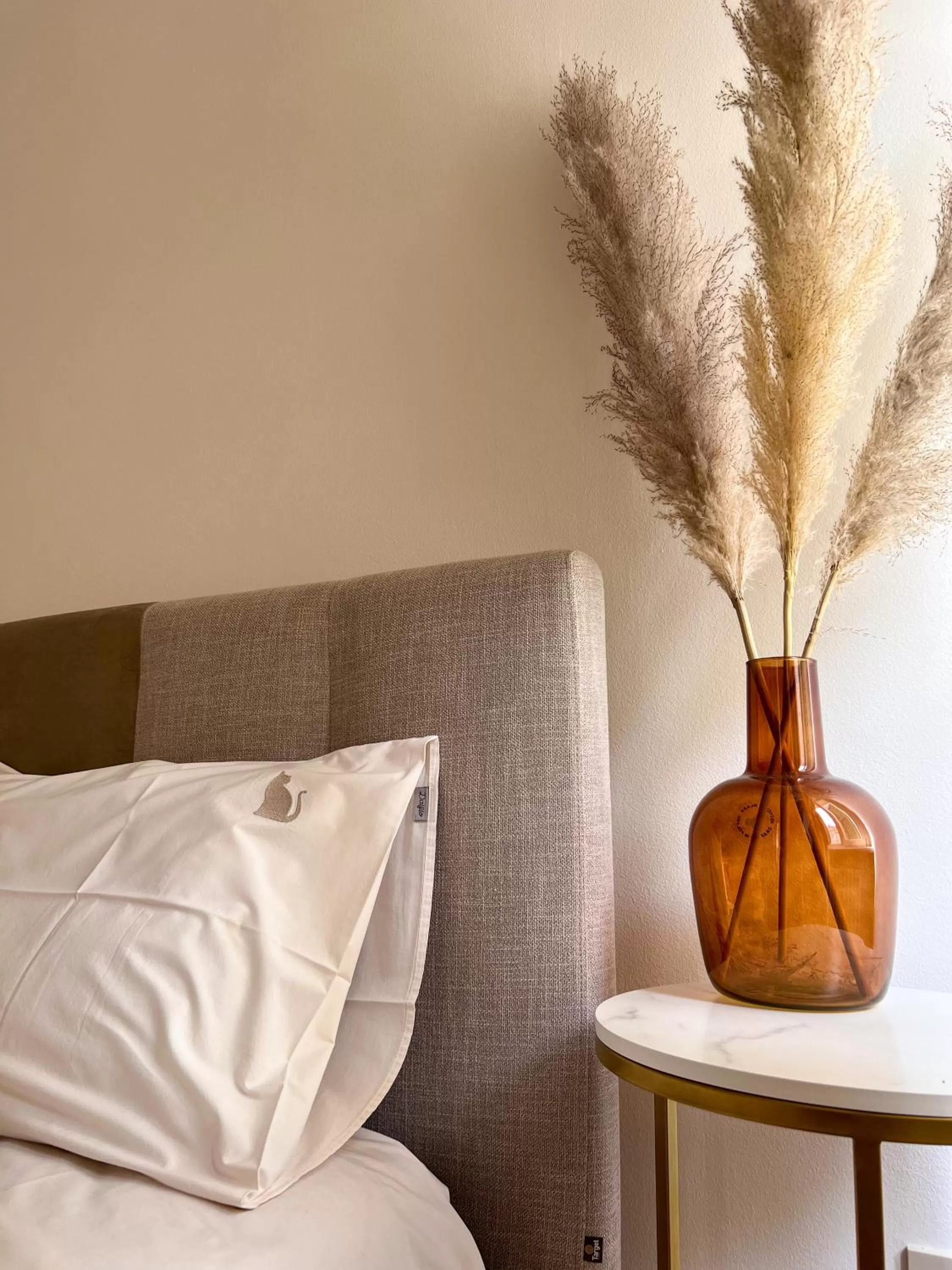 Decorative detail, Bed in Il Cantuccio di Gioia