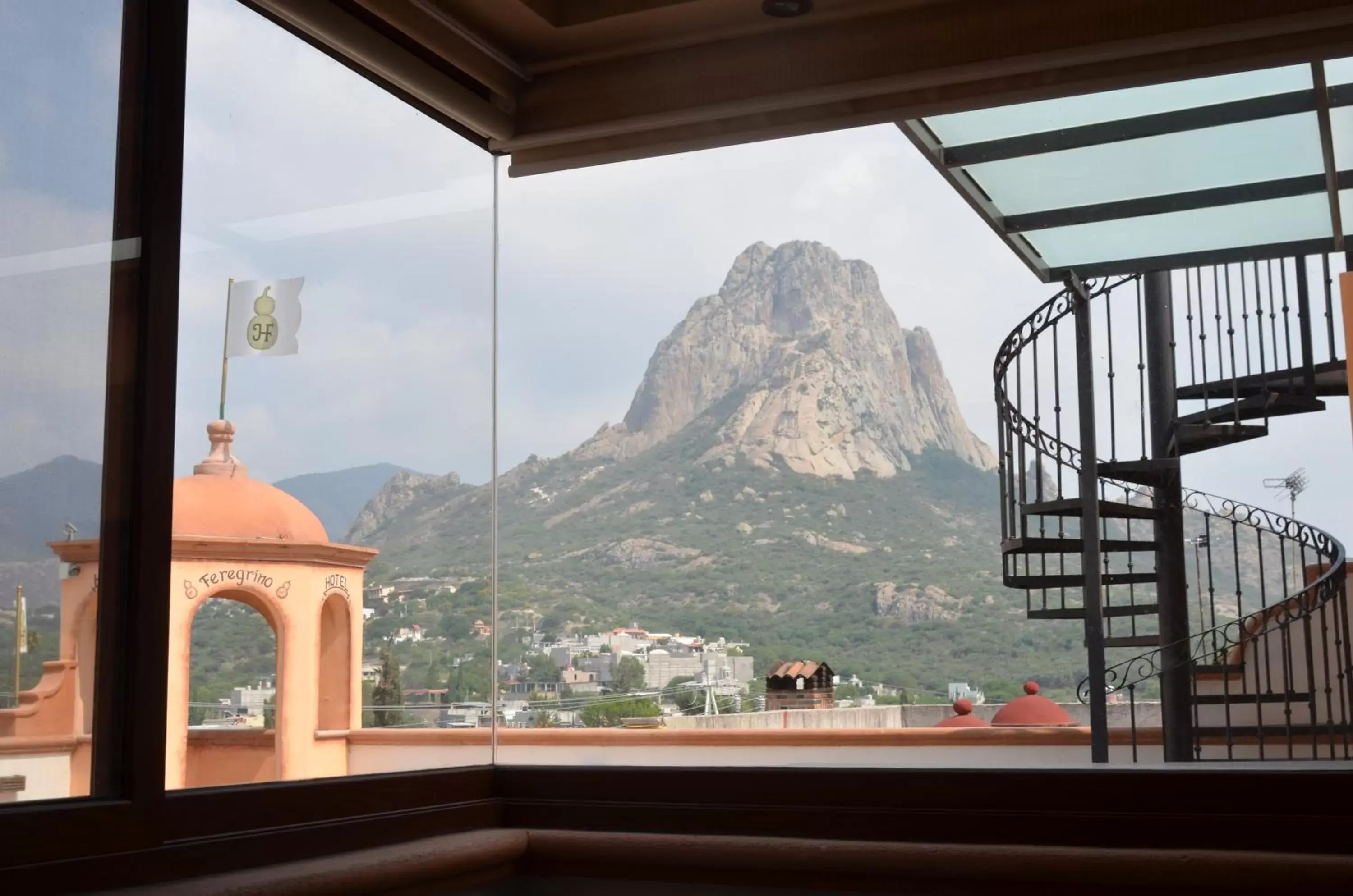 Balcony/Terrace, Mountain View in Hotel Feregrino