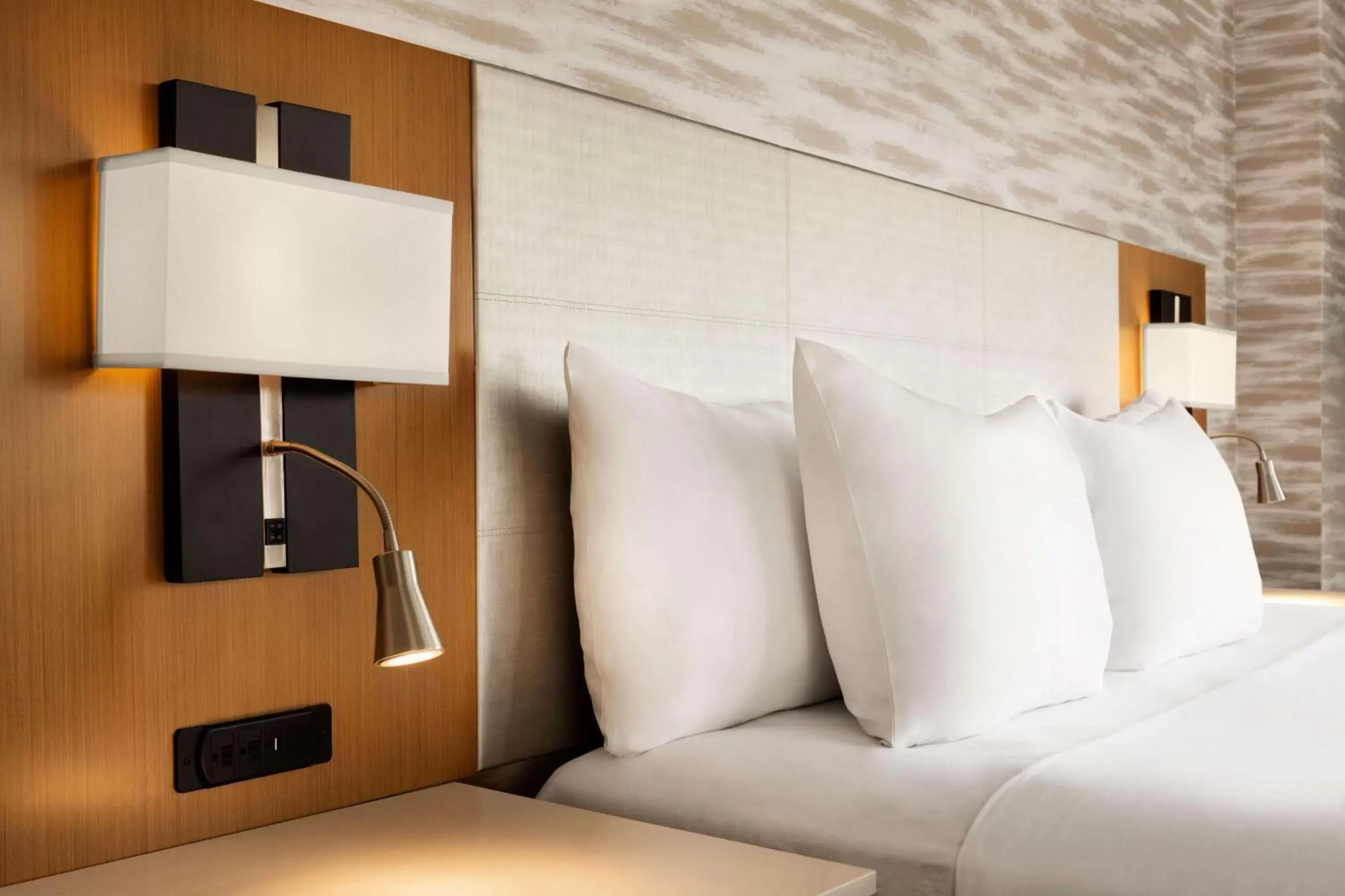 Bedroom, Bed in Country Inn & Suites By Radisson Navi Mumbai
