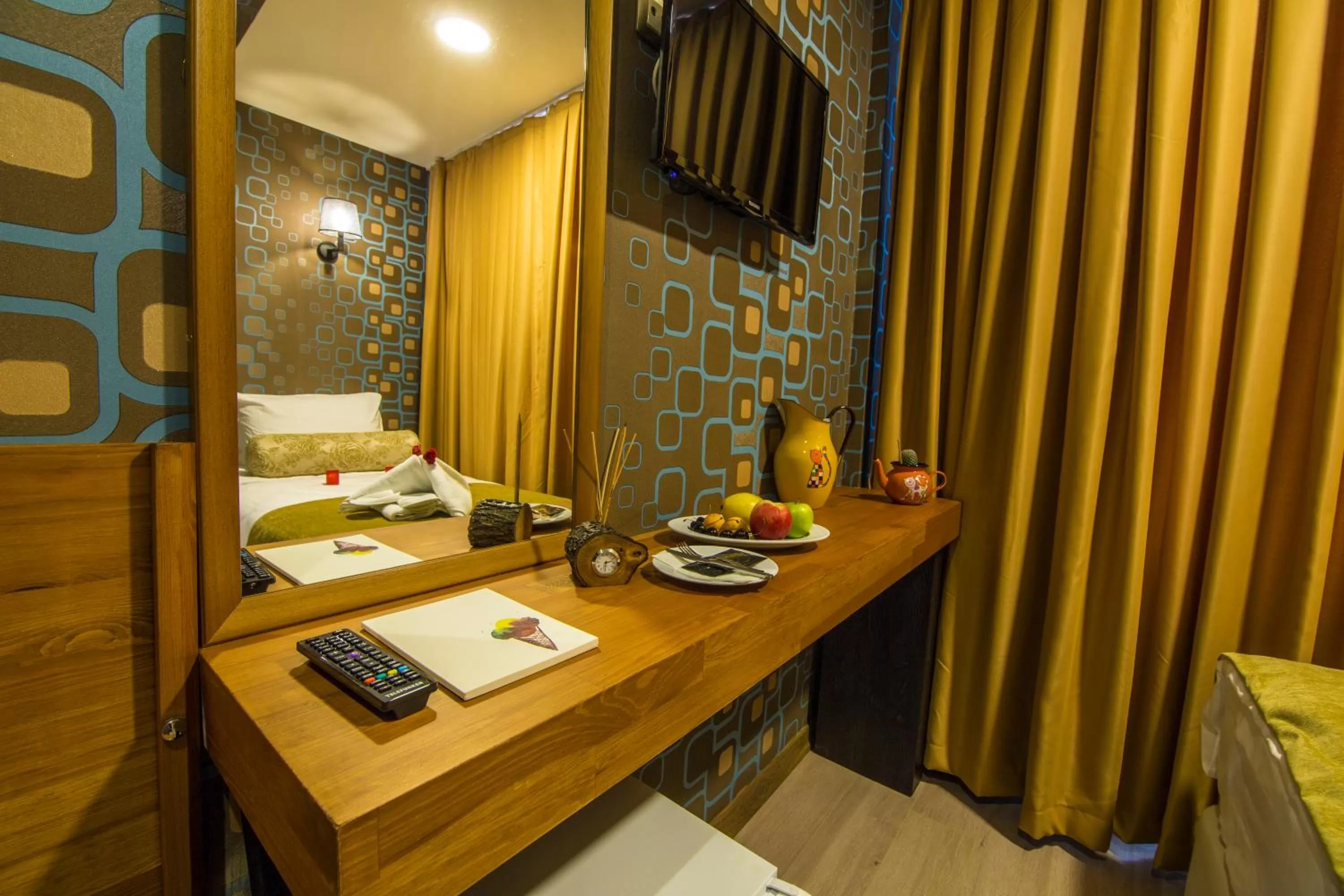 Decorative detail, Bed in Kuzen Otel