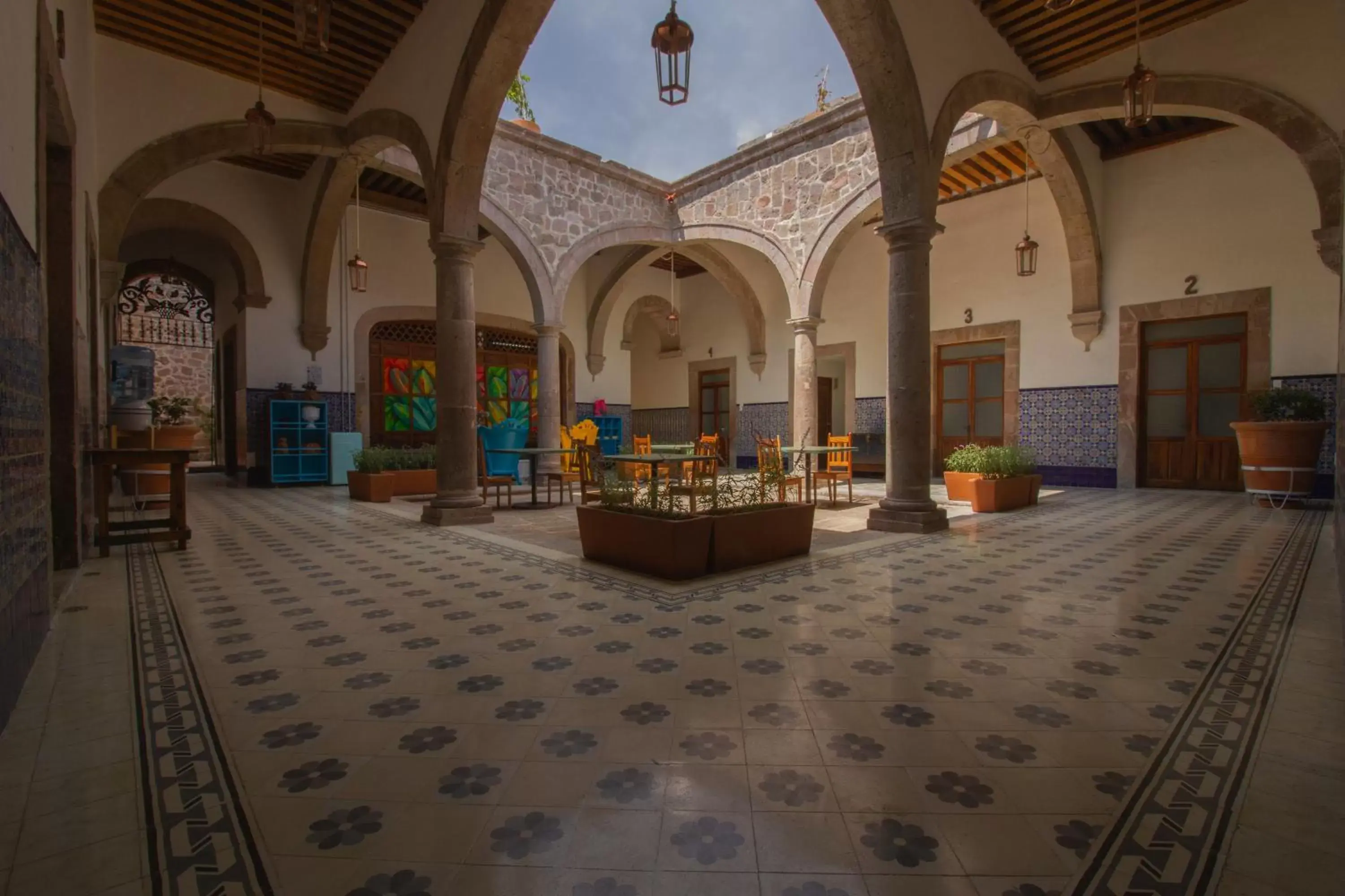 Patio in NaNa Vida Hotel Morelia