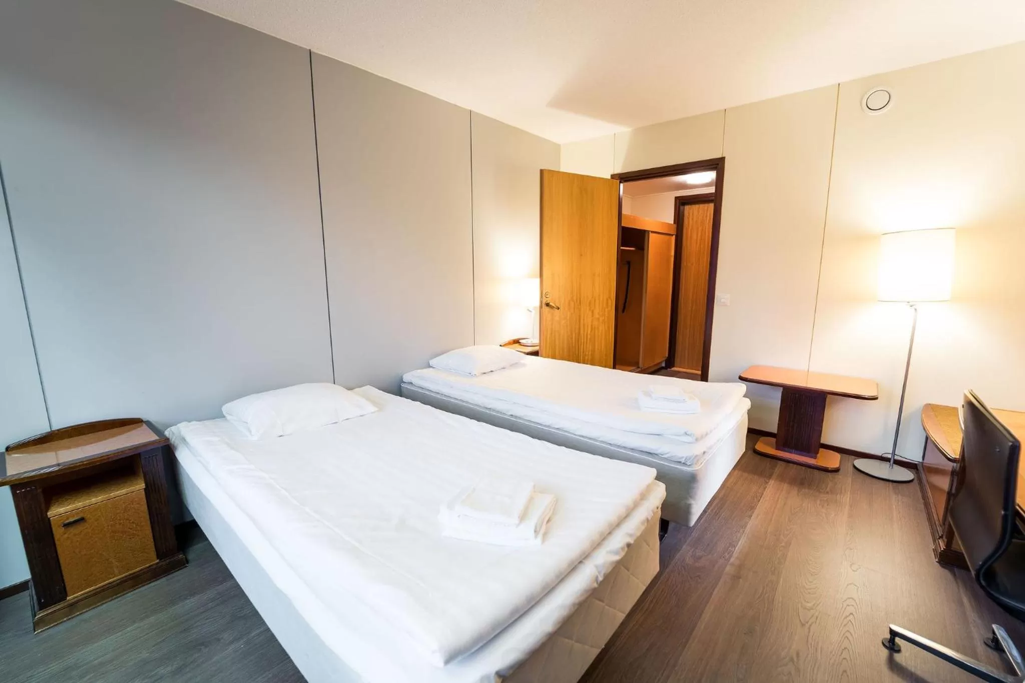 Bed in Budget Hotel Raahe