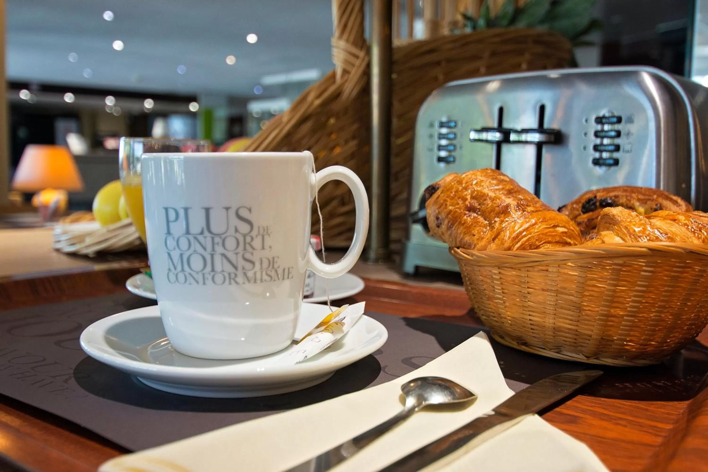 Breakfast in Kyriad Nemours