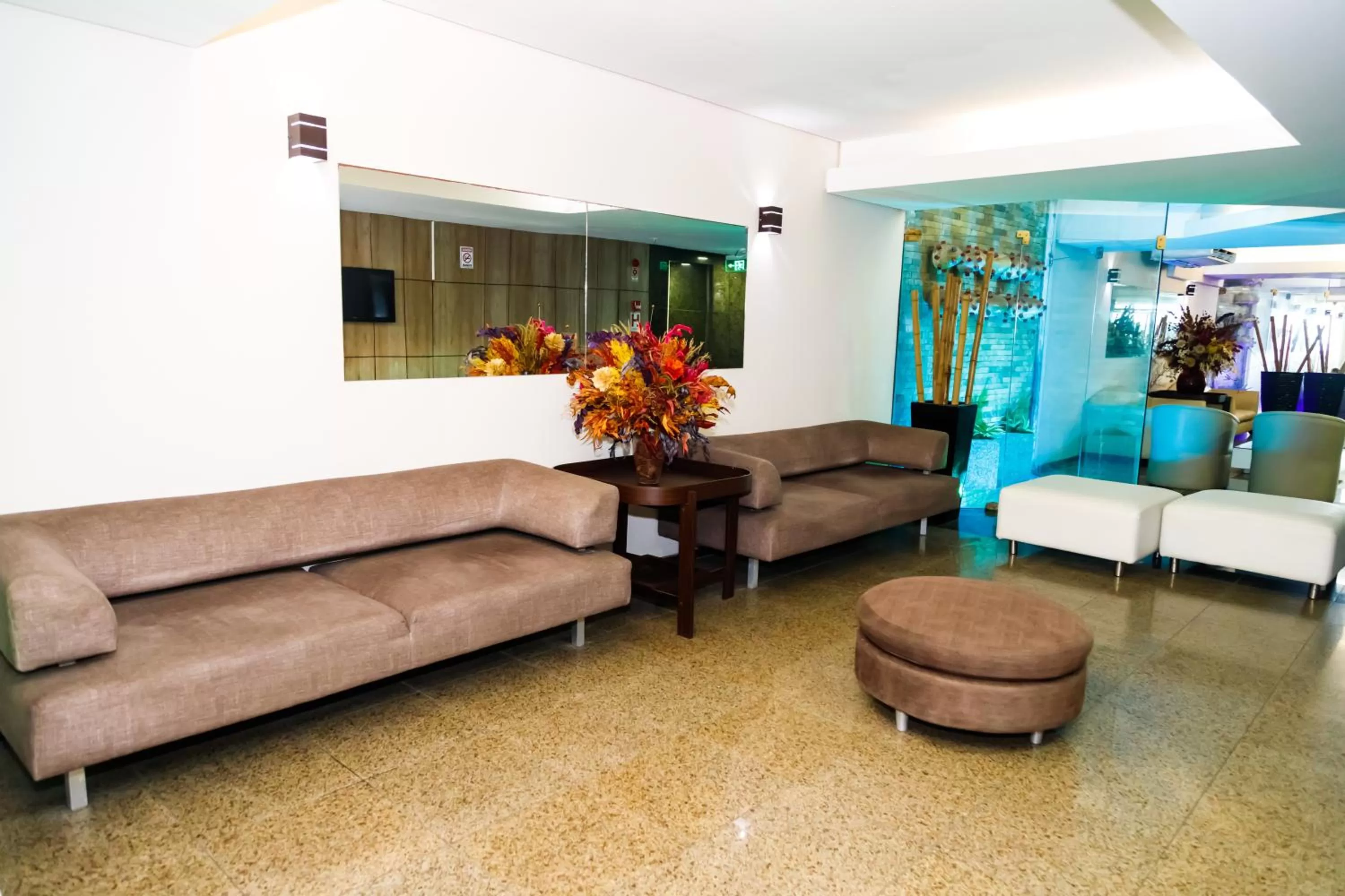 Lobby or reception in Hotel Golden Park Recife Boa Viagem By Nacional Inn
