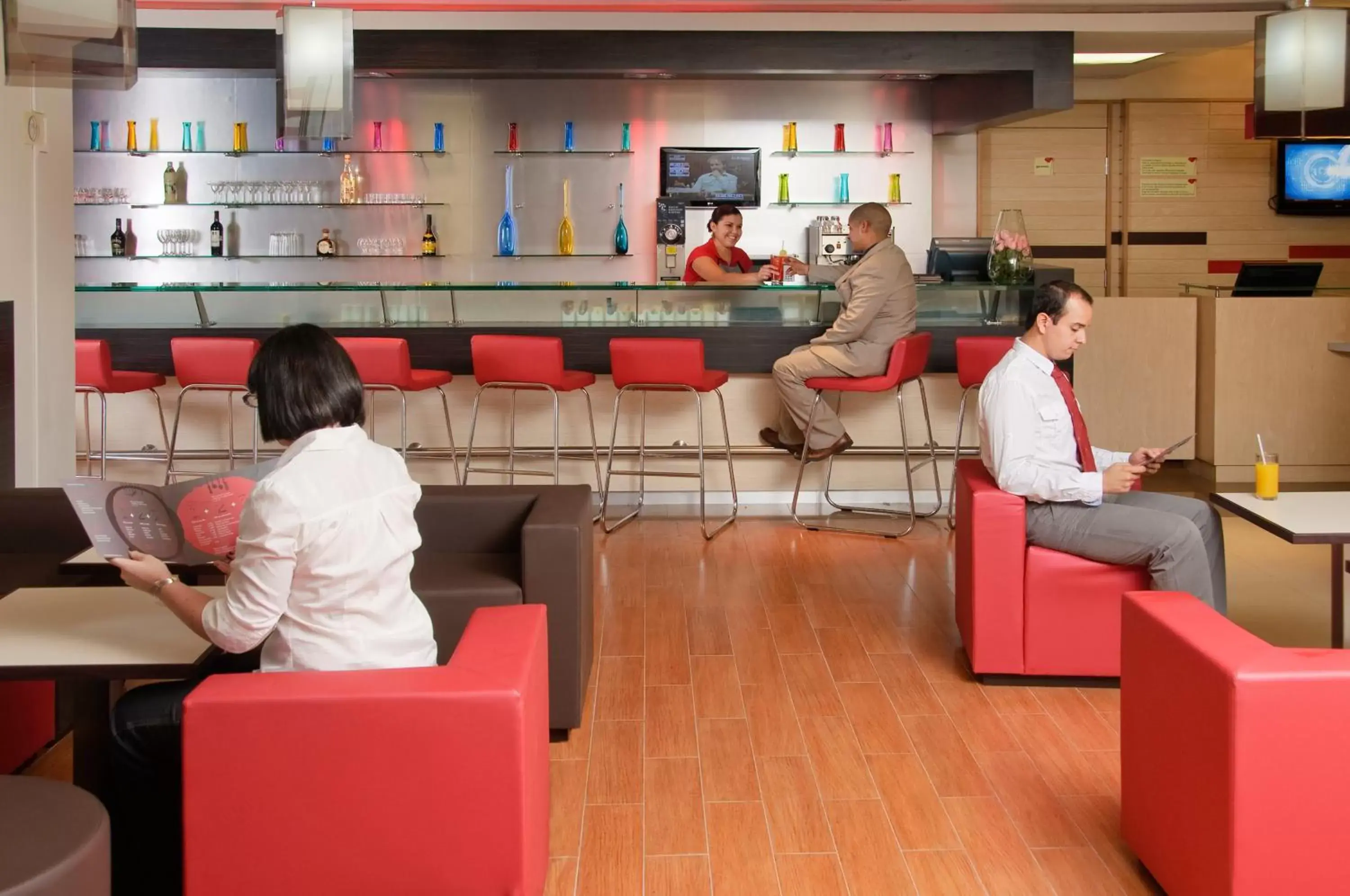 Lounge or bar in Ibis Hermosillo Lounge or bar in Ibis Hermosillo