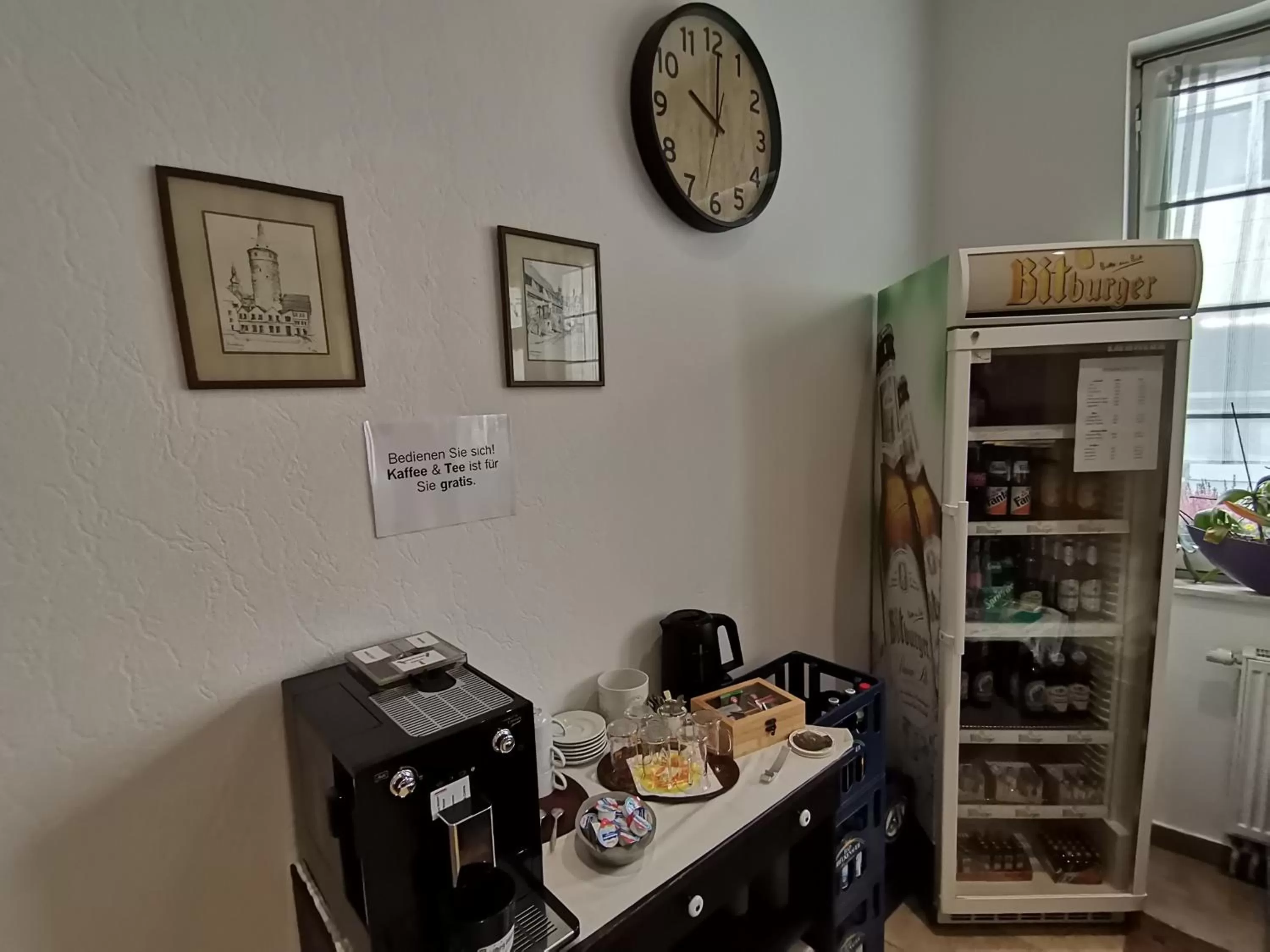 Coffee/tea facilities in Hotel Kitzinger Hof an der B8