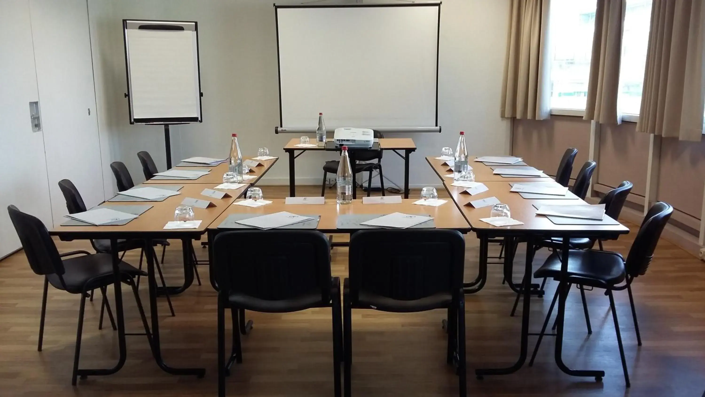 Meeting/conference room, Business Area/Conference Room in ibis Styles Massy Opera