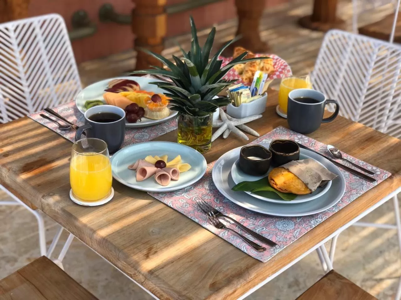 Breakfast in Soy Local Insignia