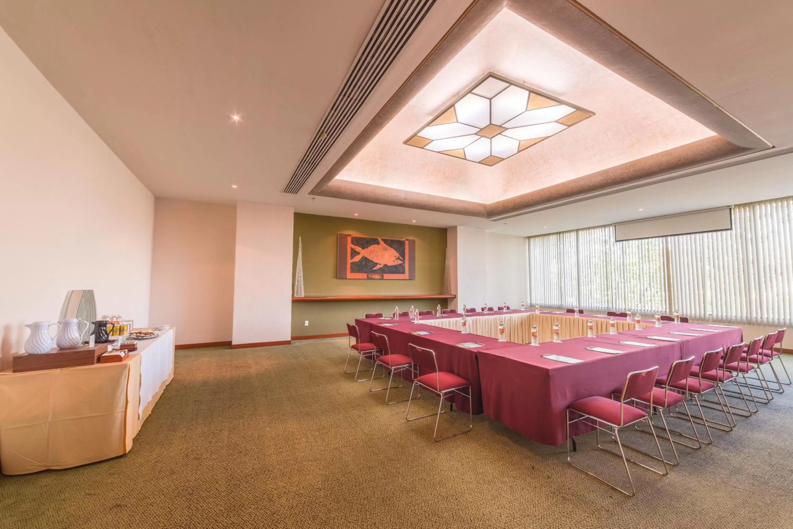 Meeting/conference room in Holiday Inn Guadalajara Select by IHG