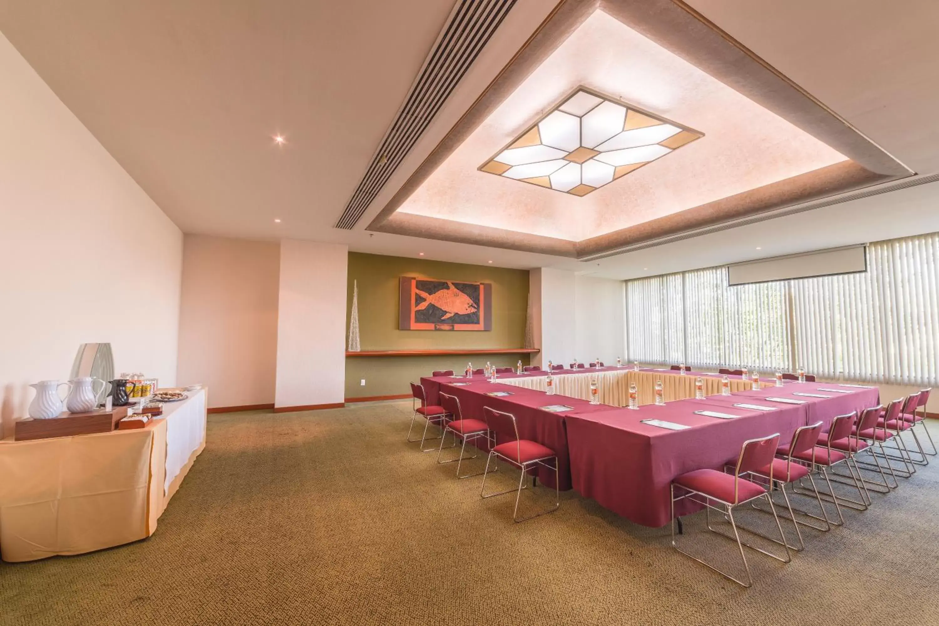 Meeting/conference room in Holiday Inn Guadalajara Select, an IHG Hotel