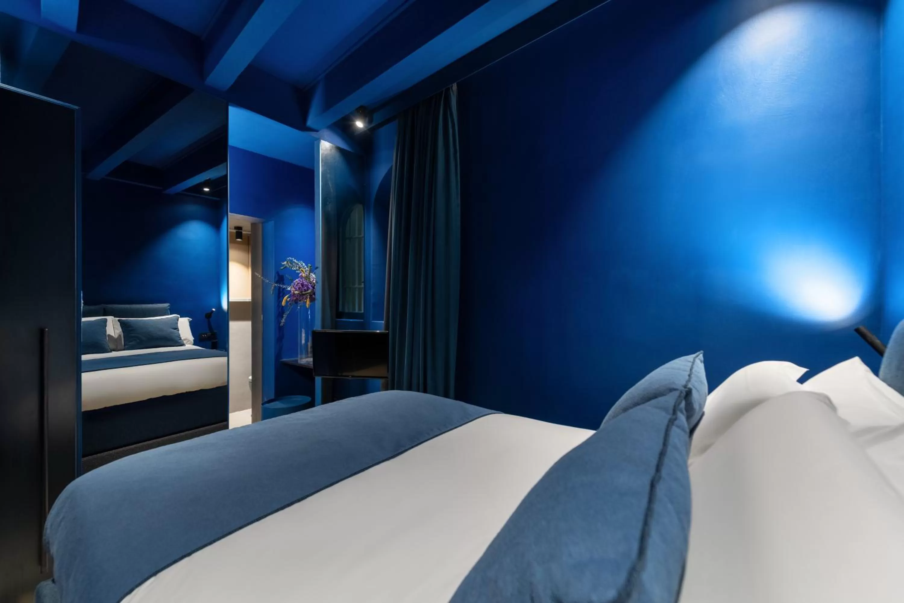 Photo of the whole room, Bed in Elysium Suites collection