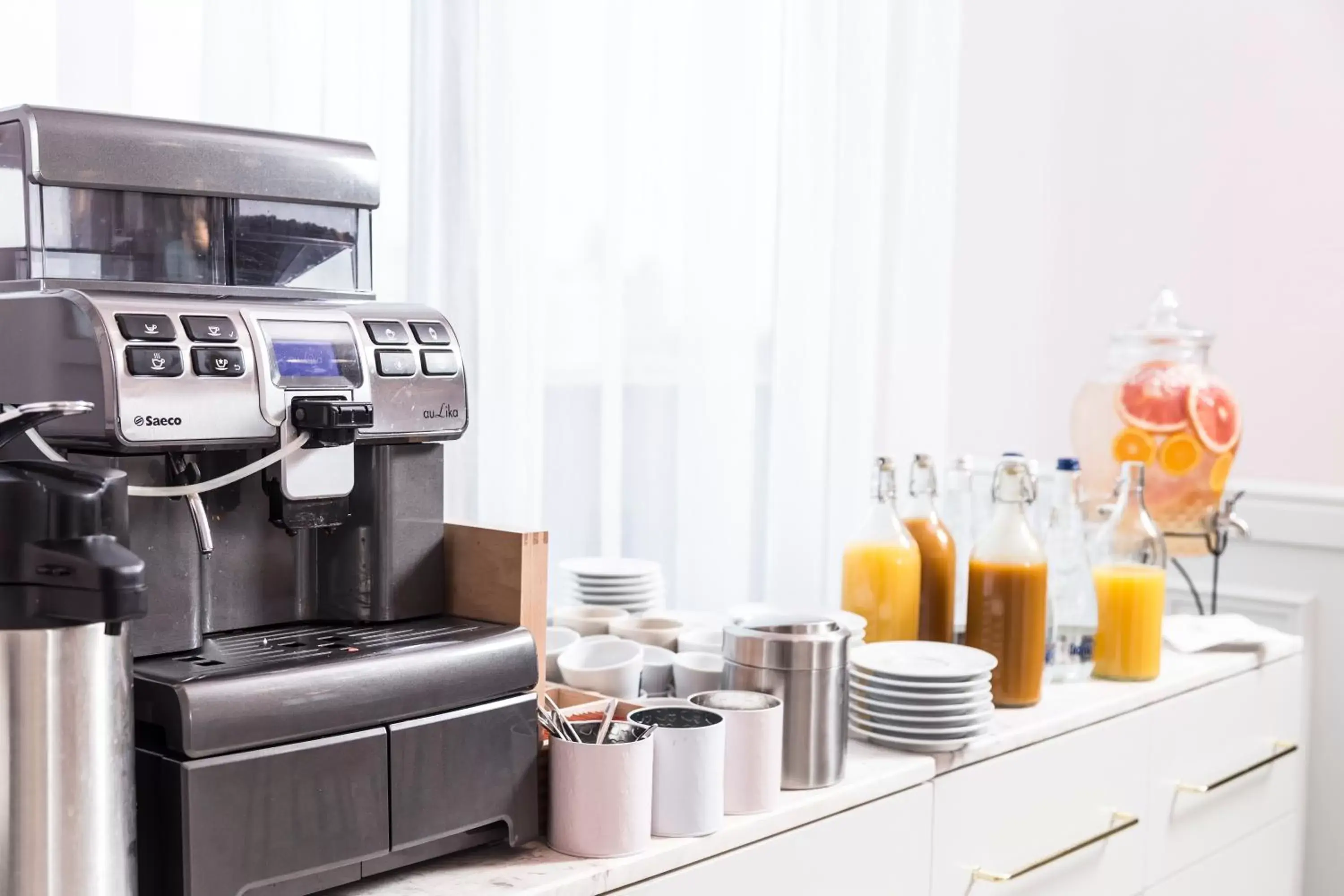 Breakfast in Hotel Cismigiu Breakfast in Hotel Cismigiu