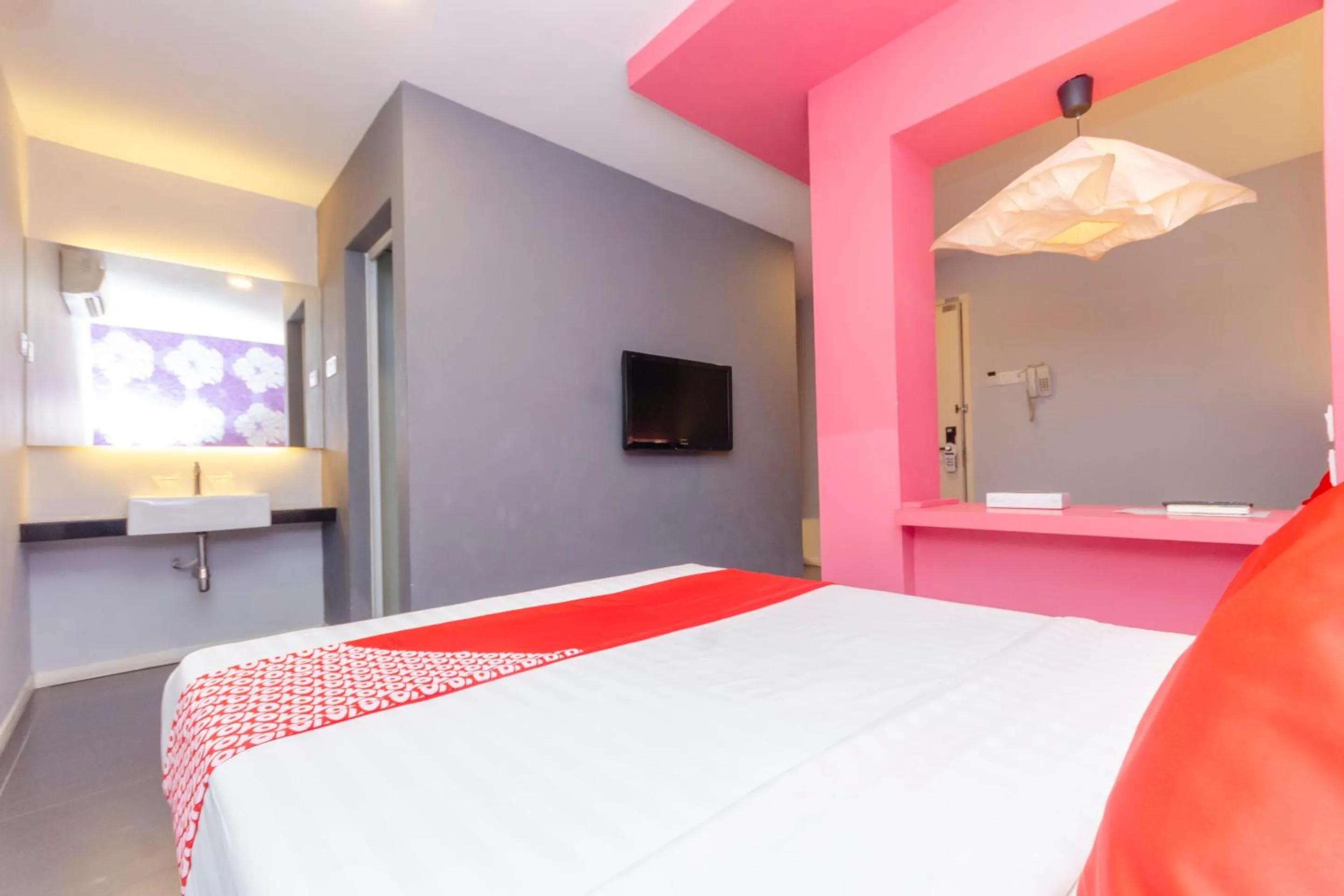Superior Triple Room in OYO 902 Rooms Boutique Hotel