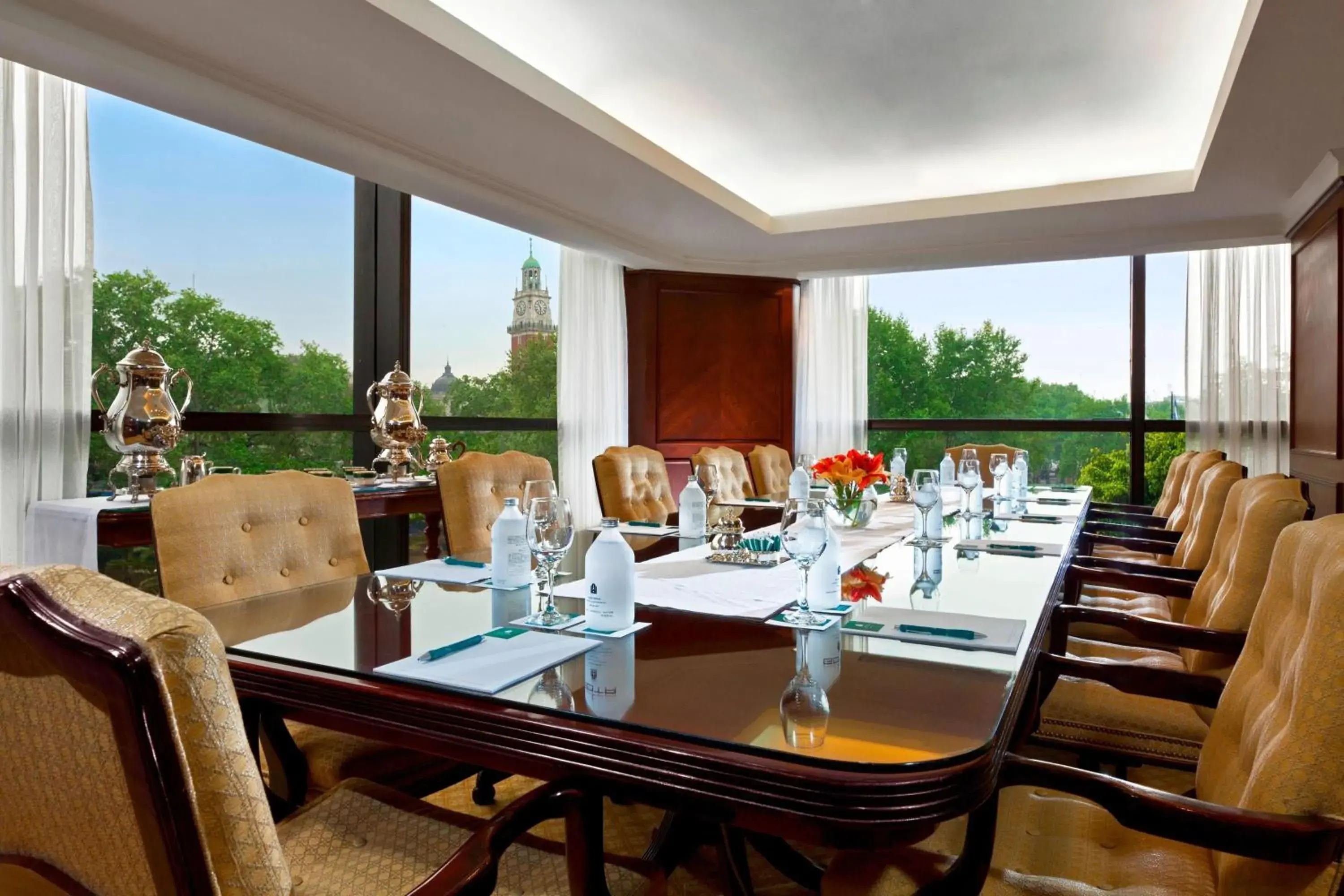 Meeting/conference room, Restaurant/Places to Eat in Park Tower, A Luxury Collection Hotel, Buenos Aires