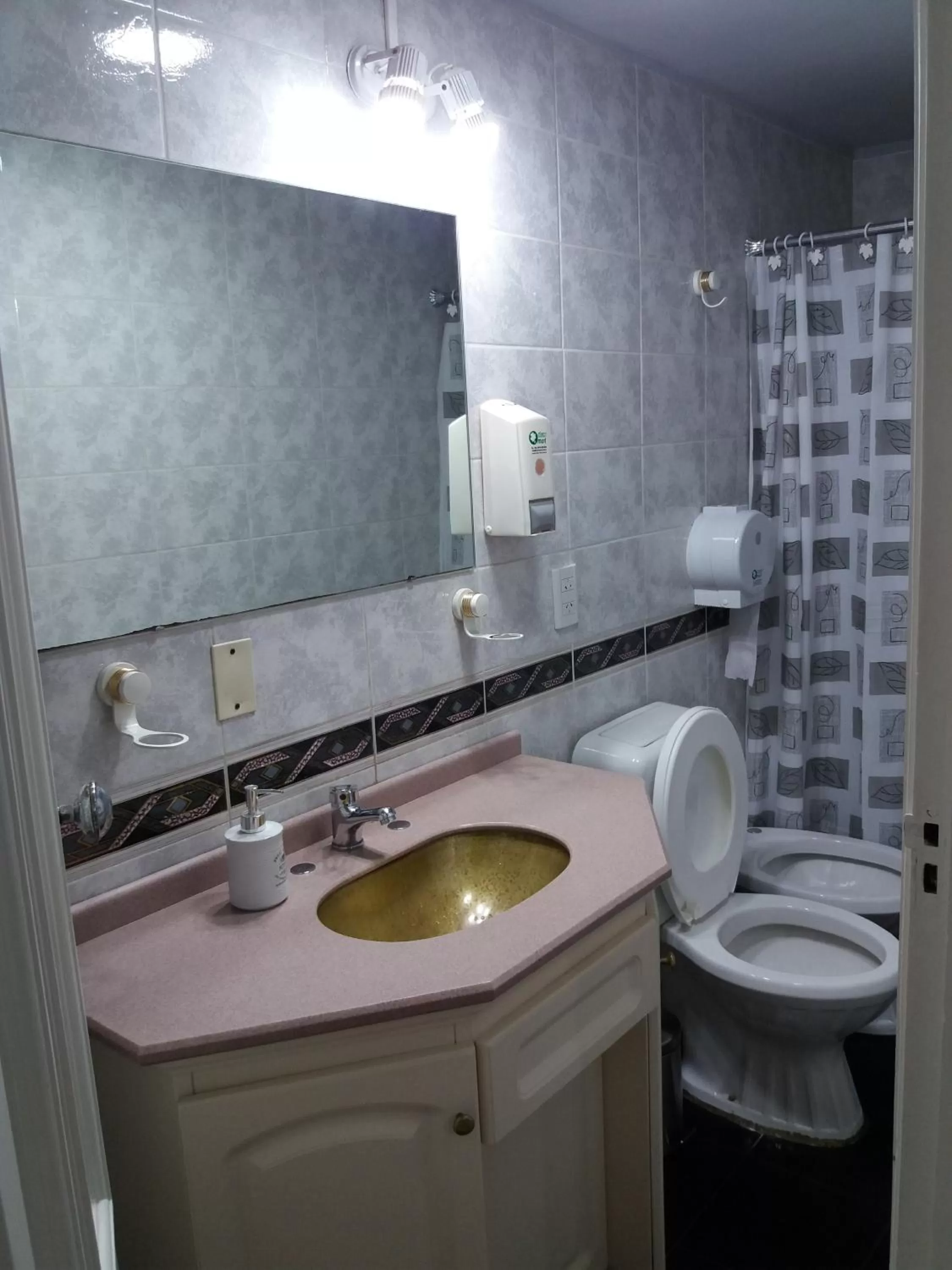 Area and facilities in Kalahat