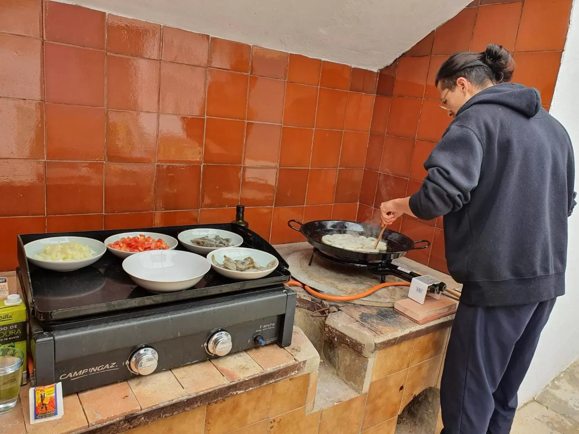 People, Kitchen/Kitchenette in Finca La Higuera - Boutique B&B
