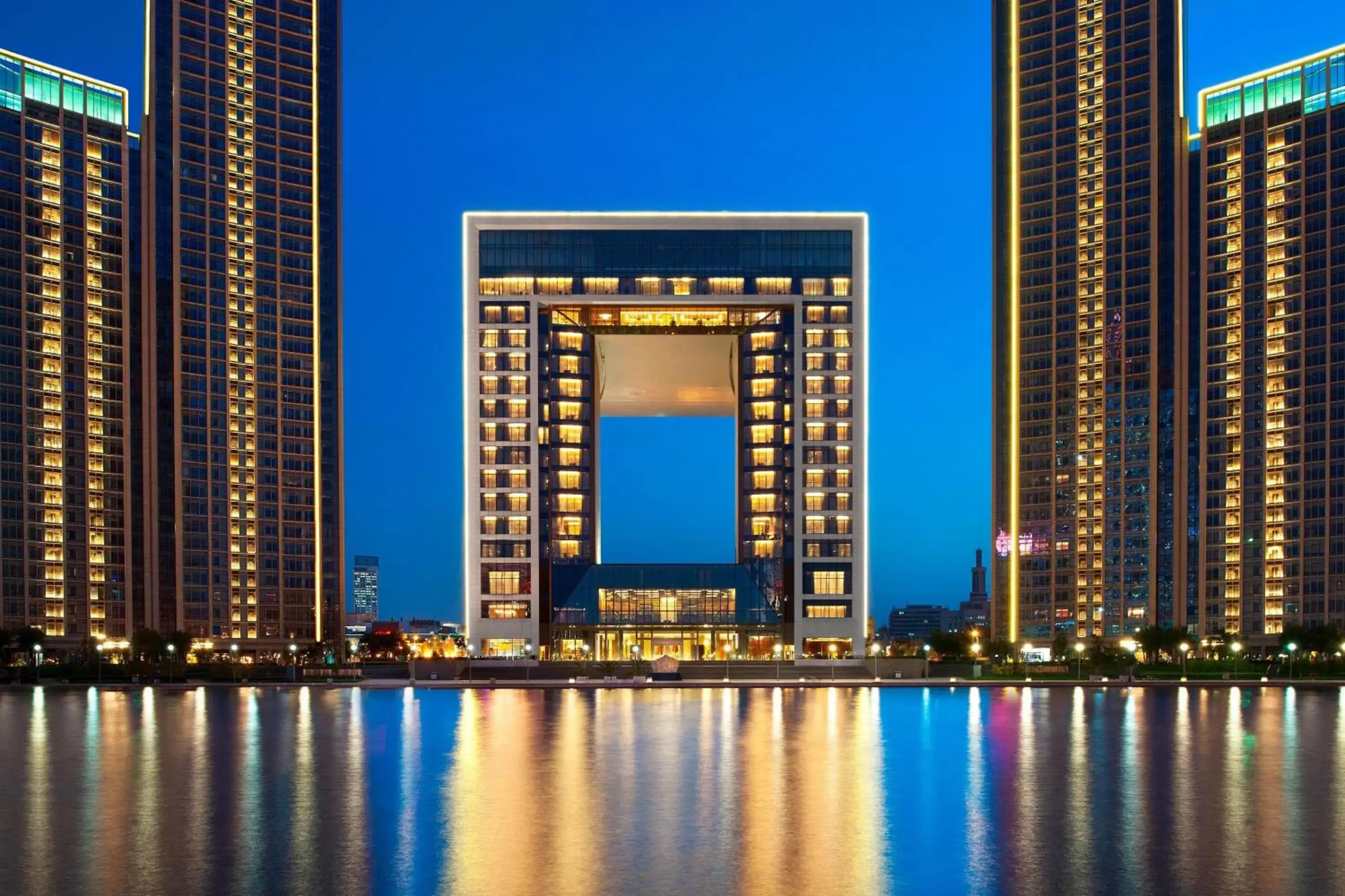 Property building, Swimming Pool in The St. Regis Tianjin