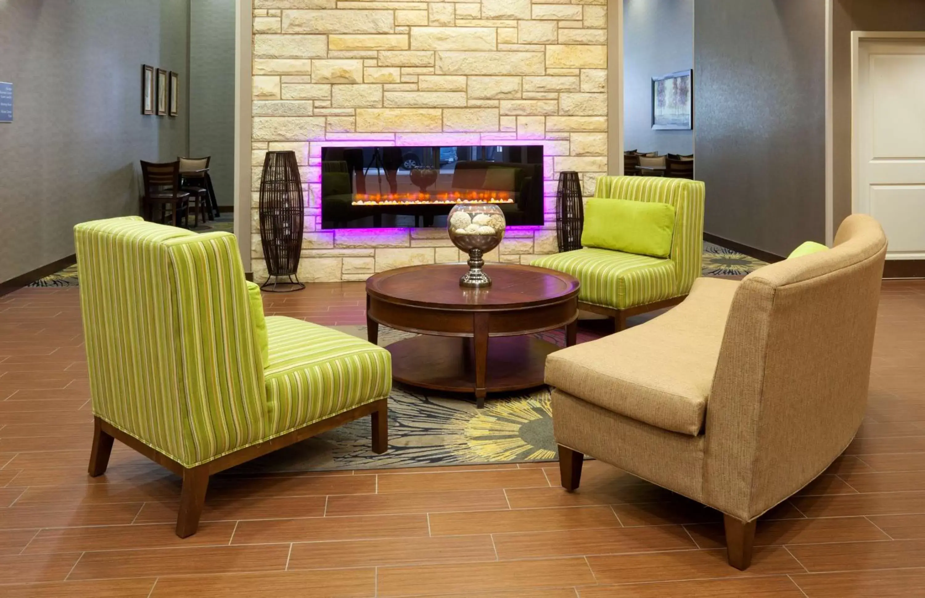 Lobby or reception, Seating Area in Homewood Suites by Hilton Rochester Mayo Clinic-St. Marys Campus