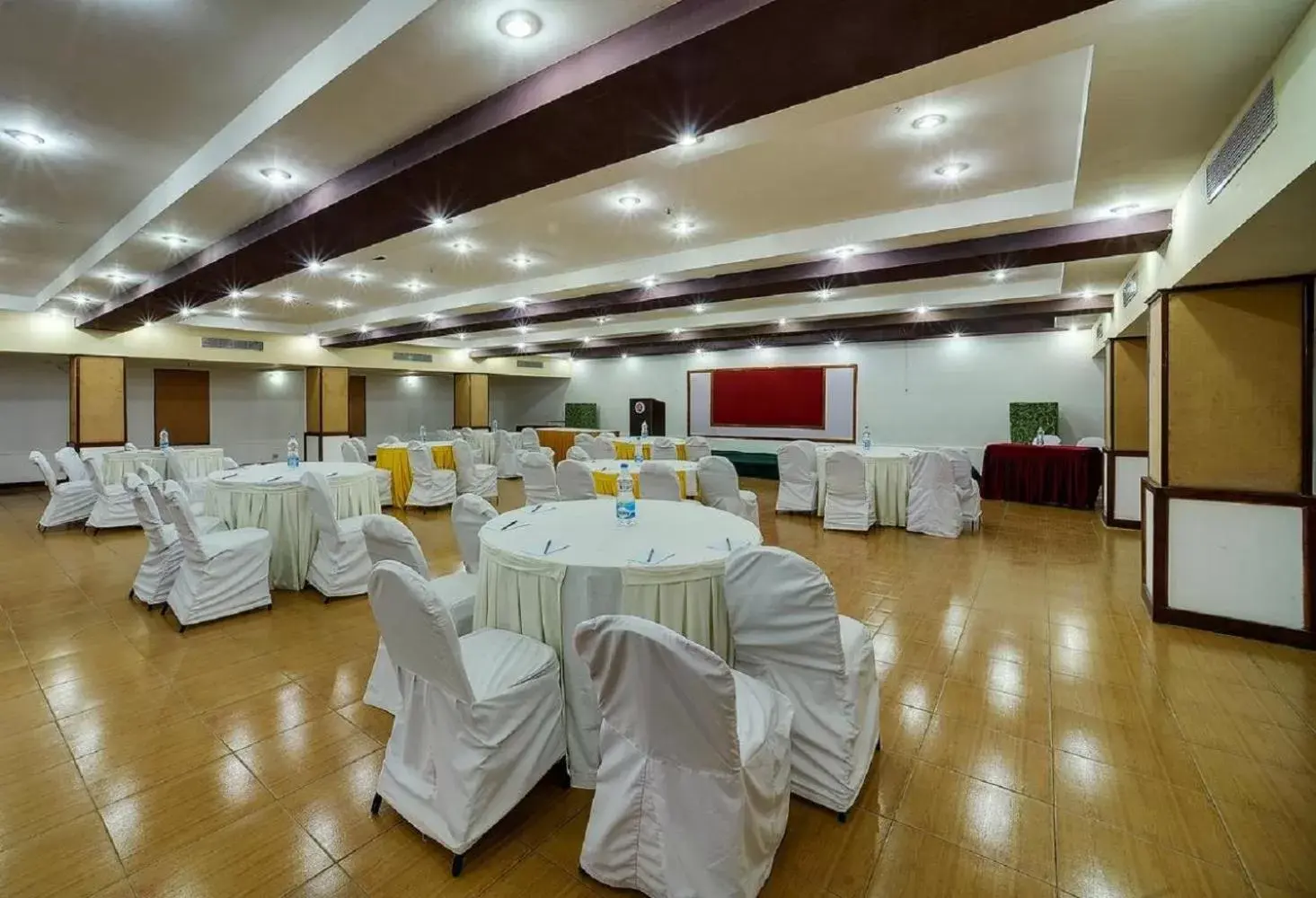Banquet/Function facilities, Banquet Facilities in Ramee Guestline Tirupati