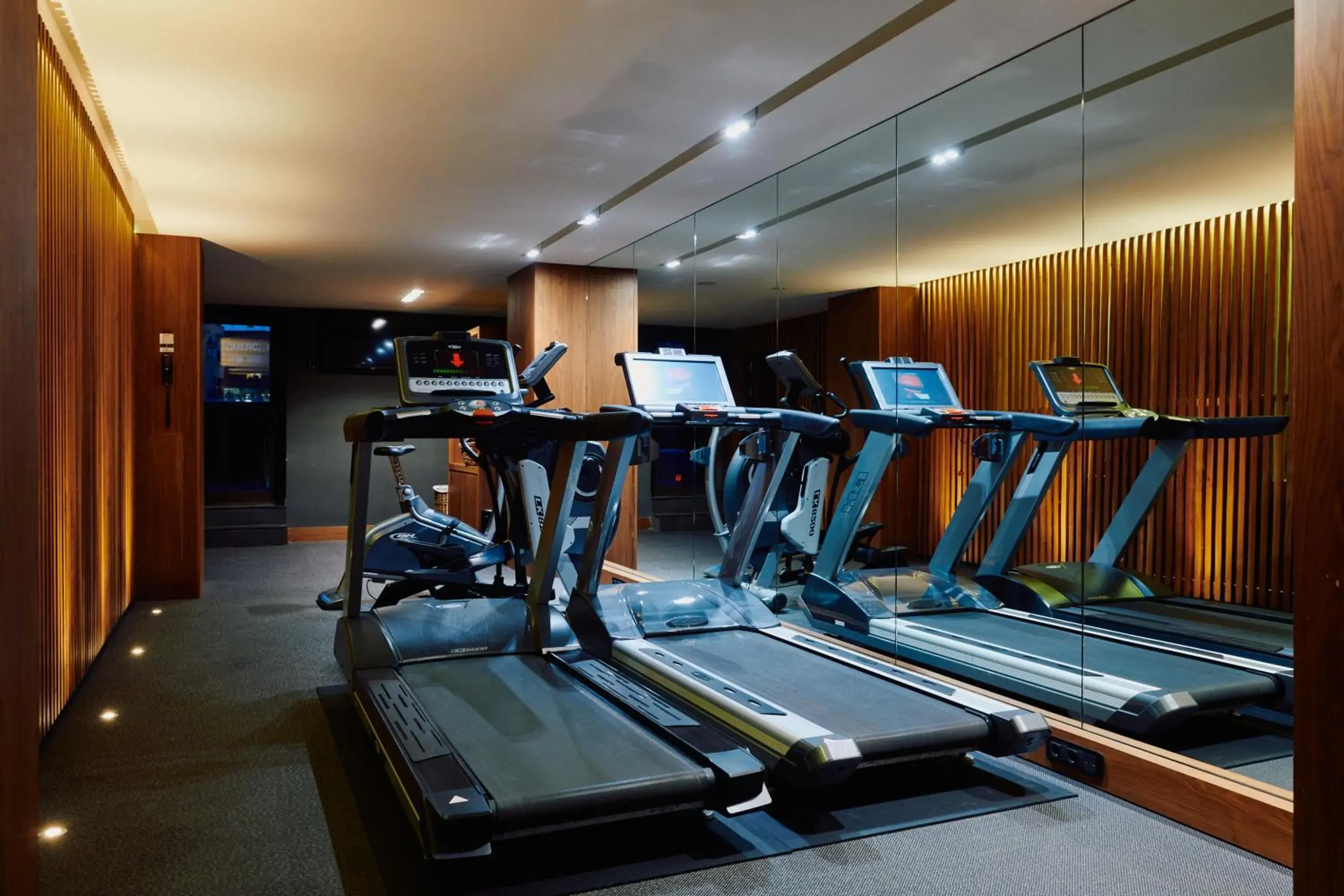 Fitness centre/facilities in Gallery Hotel 4 Sup Fitness centre/facilities in Gallery Hotel 4 Sup