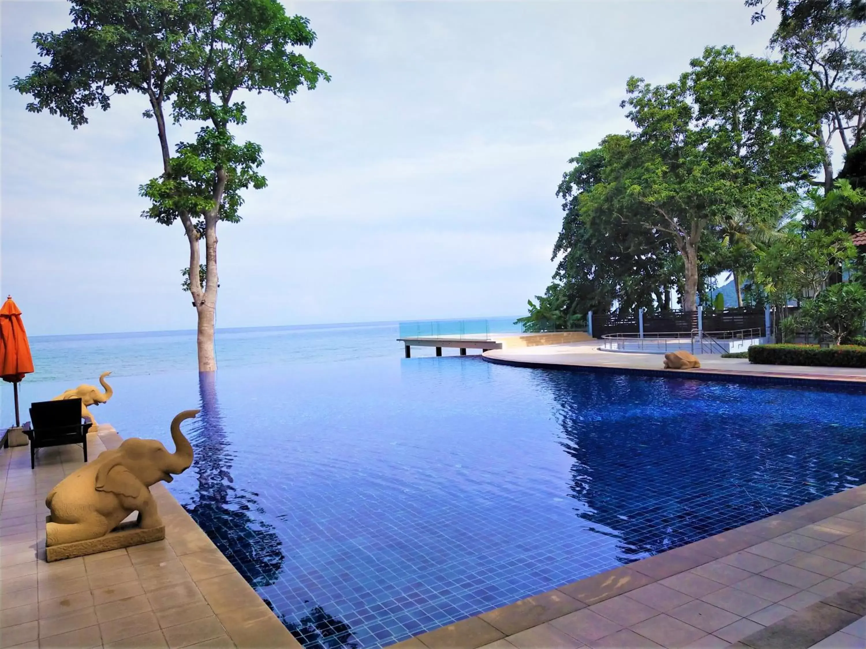 Swimming Pool in Chang Buri Resort & Spa