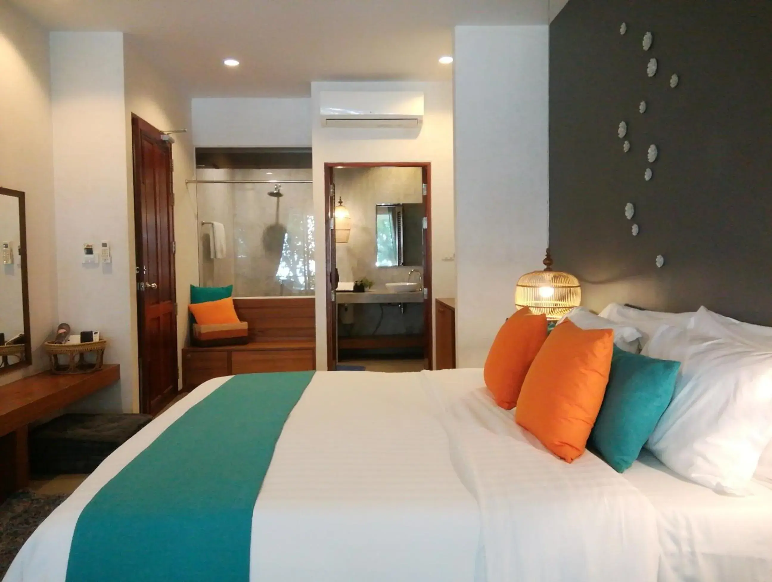 Bedroom, Bed in Bliss Resort Krabi