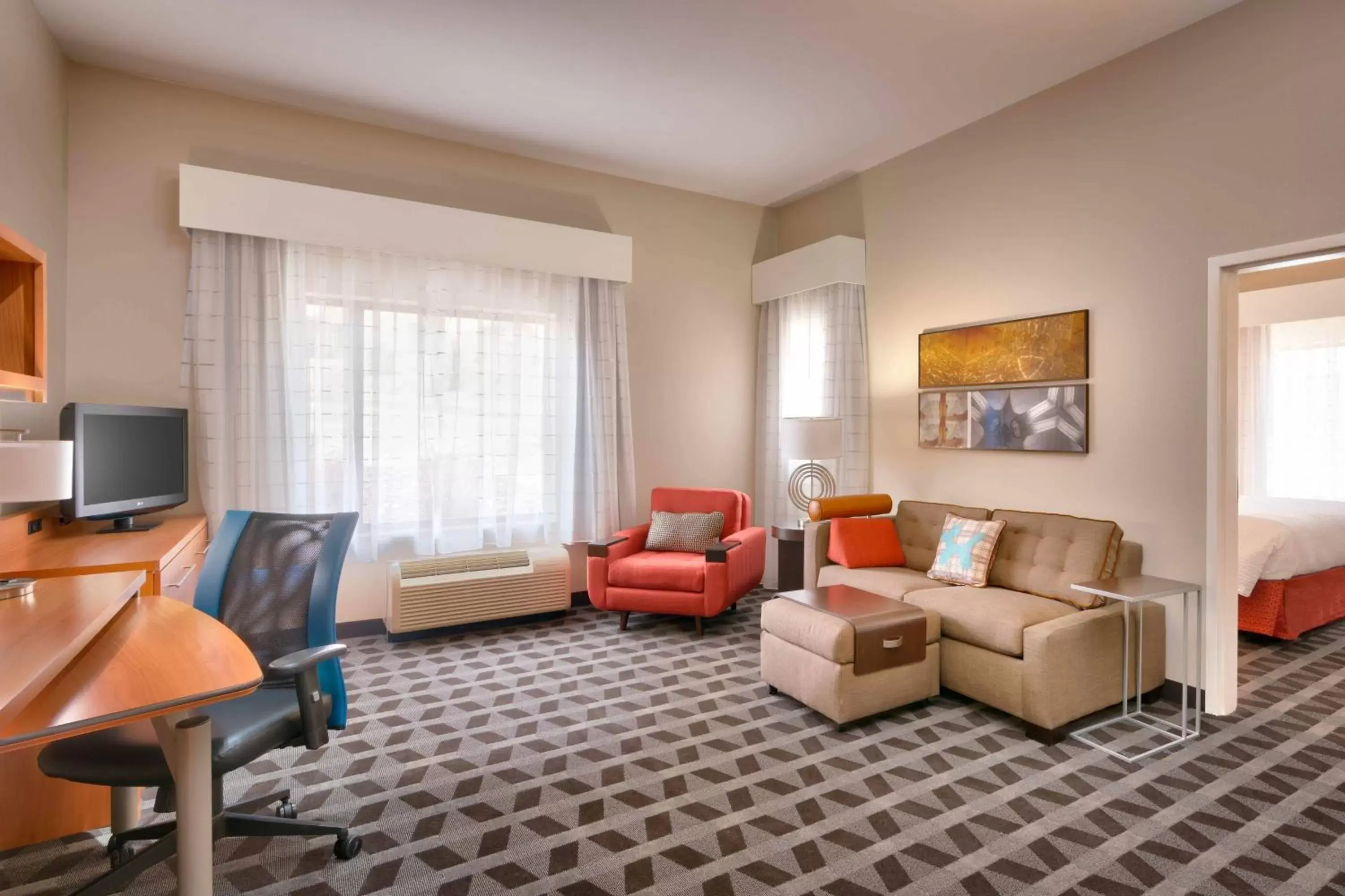 Living room, Seating Area in TownePlace by Marriott Suites Elko