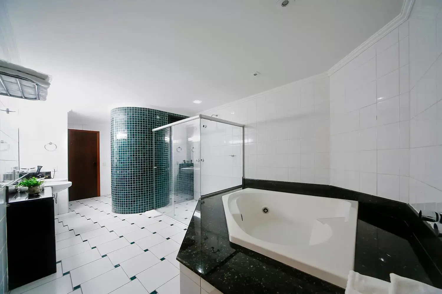 Bathroom in Grand Hotel Royal Sorocaba by Atlantica