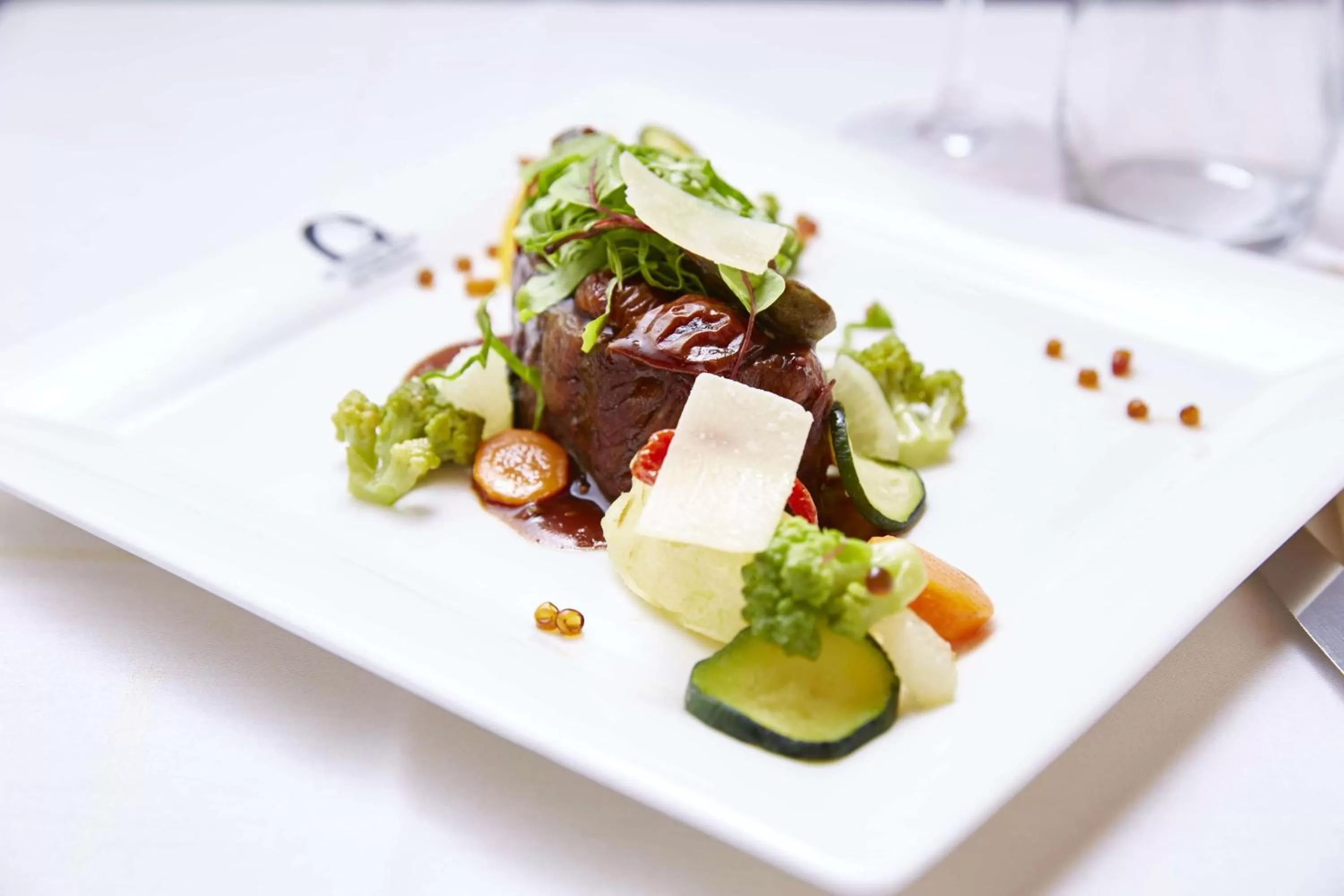 Restaurant/places to eat in Best Western Plus Au cheval Blanc à Mulhouse