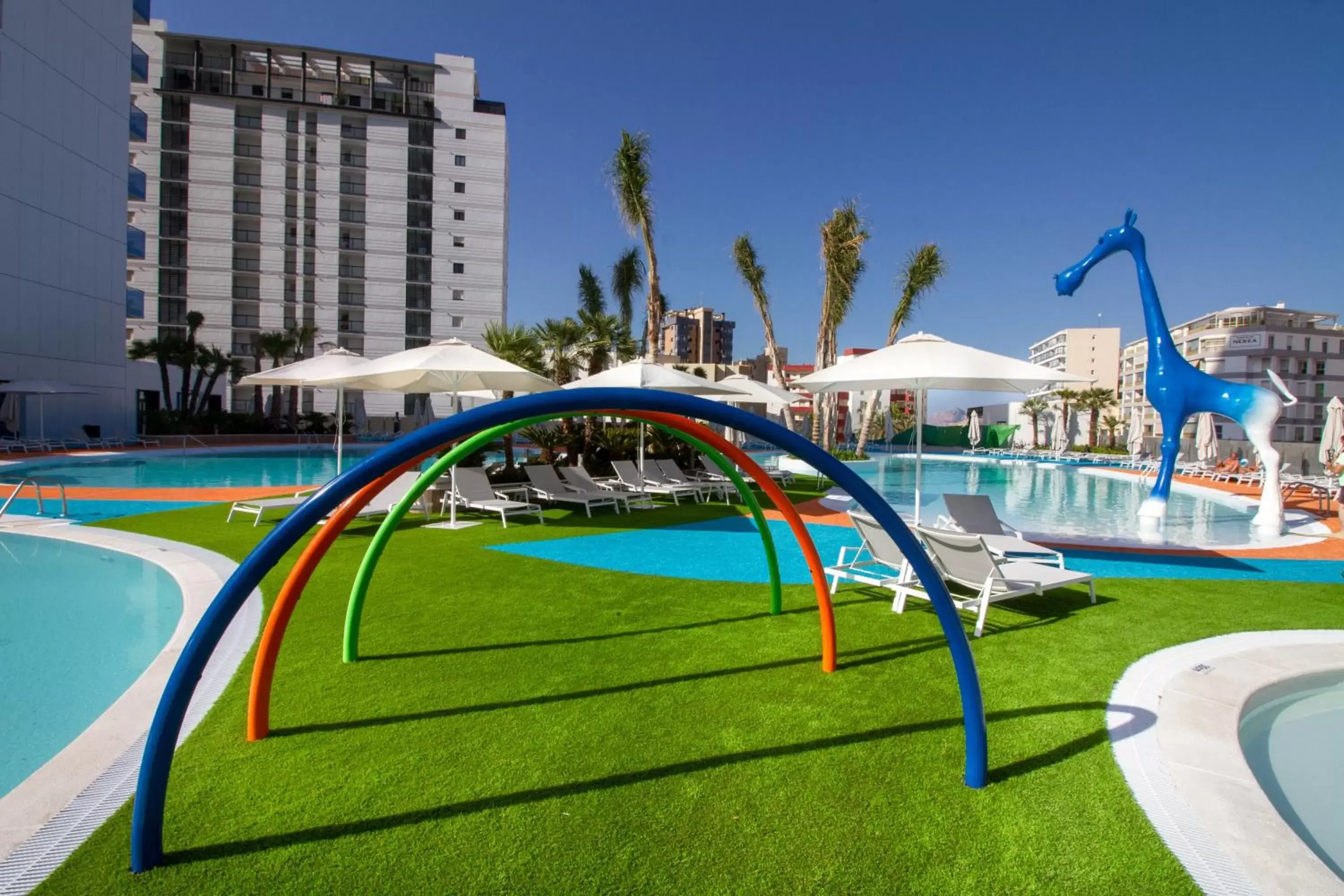 Swimming pool in Suitopía - Sol y Mar Suites Hotel