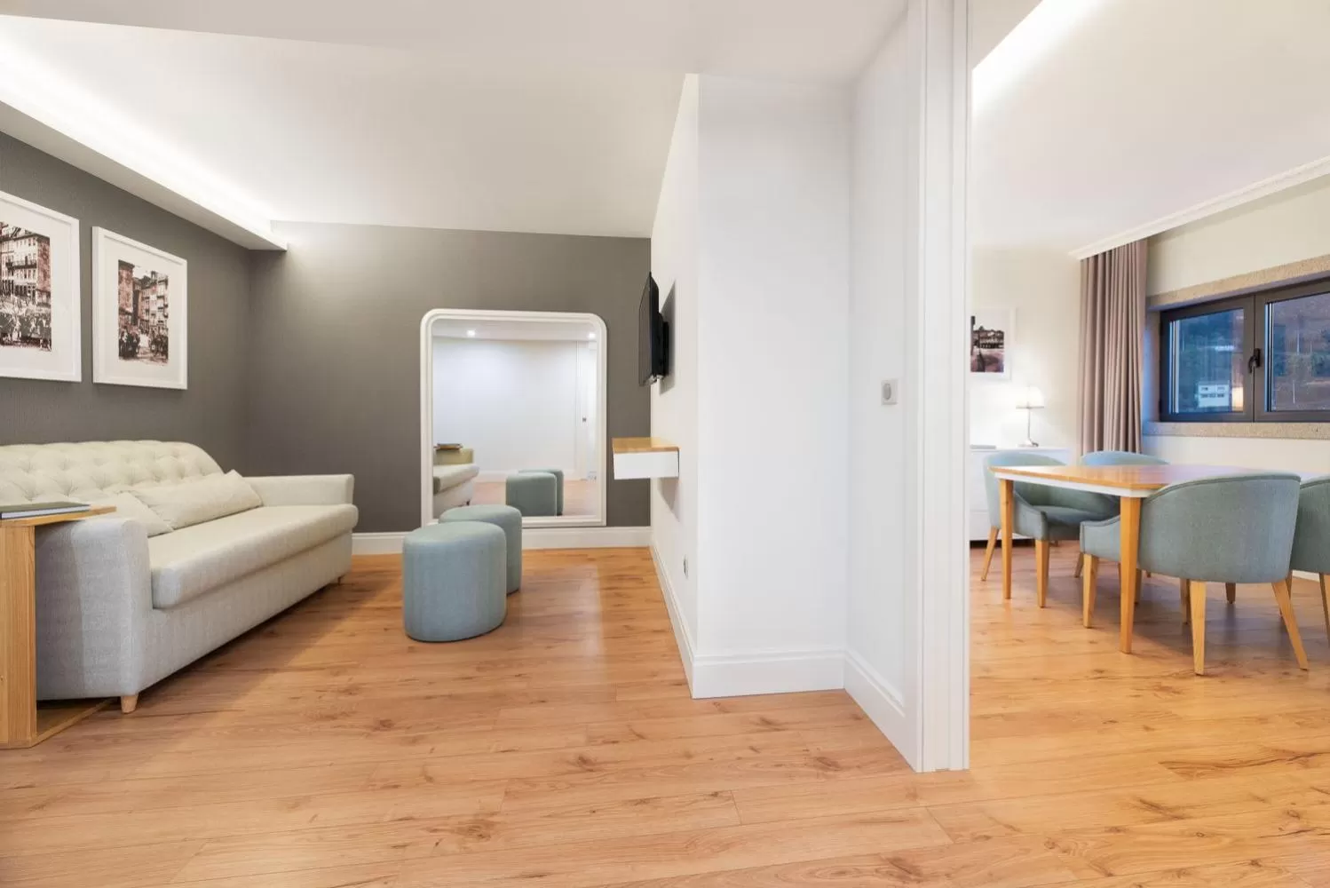 Seating area in Eurostars Porto Douro