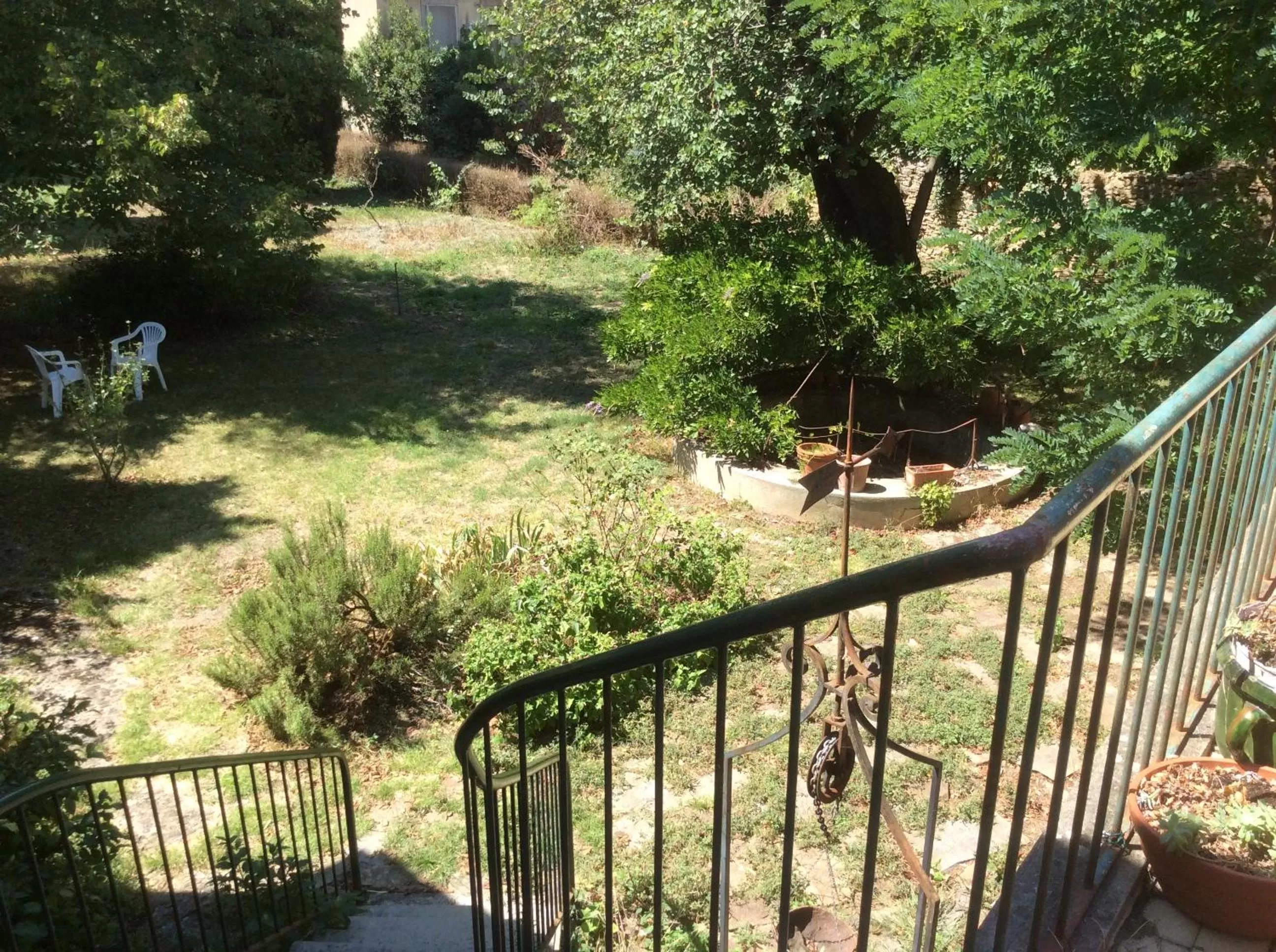 Garden in Art Home BnB