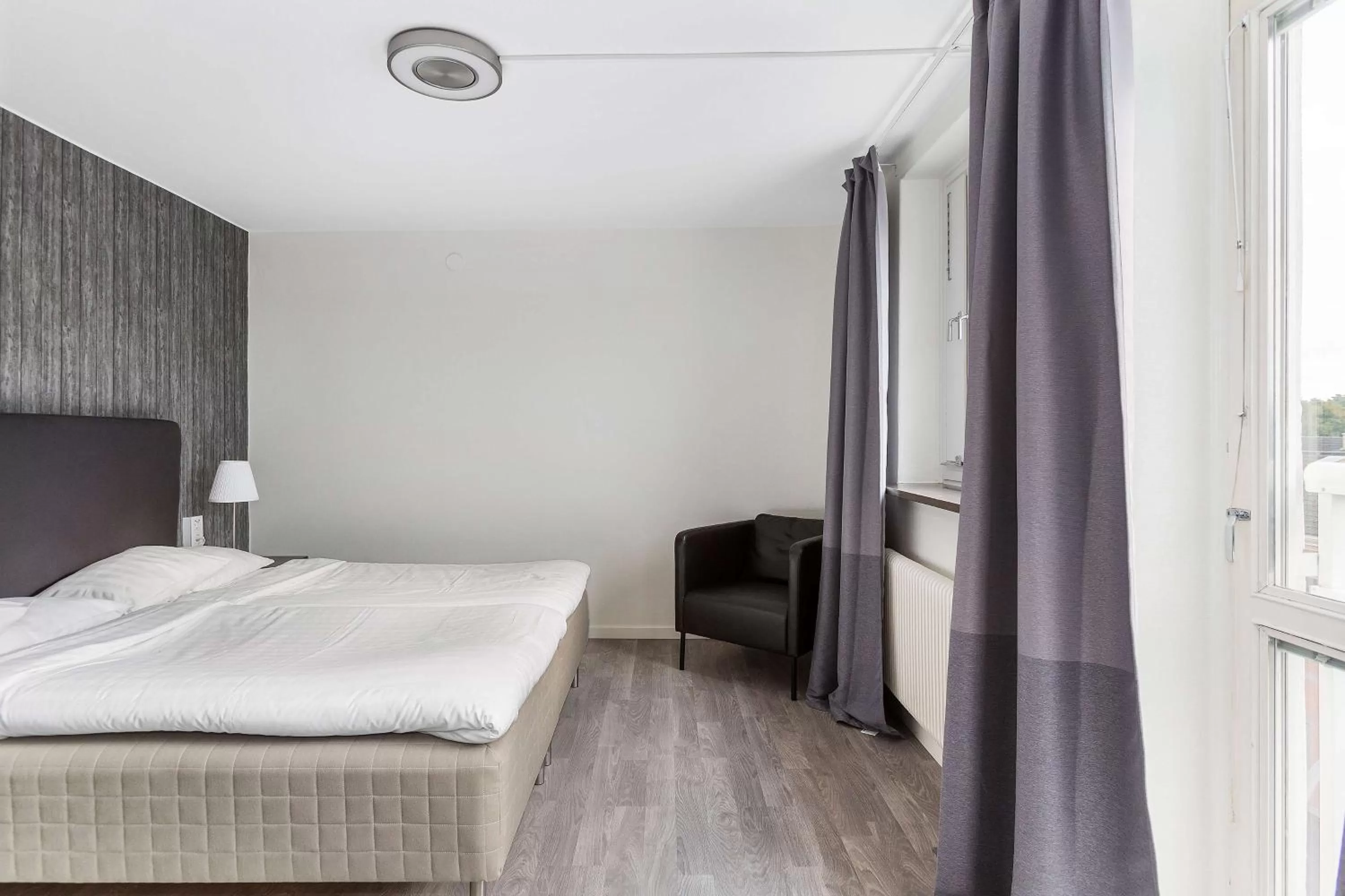 Bedroom, Bed in Best Western Hotel Tranas Statt