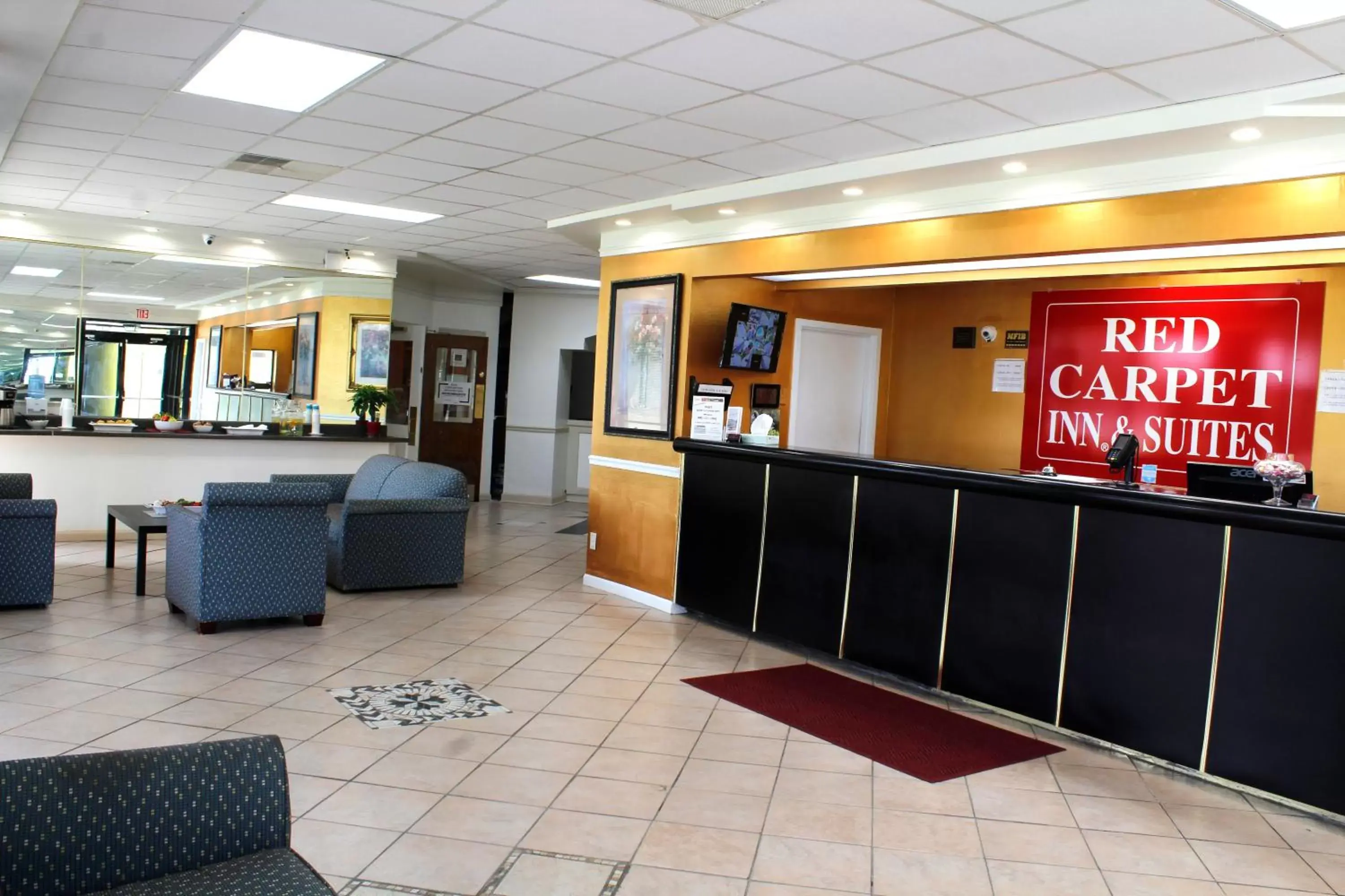 Lobby or reception in Red Carpet Inn Kinston Lobby or reception in Red Carpet Inn Kinston