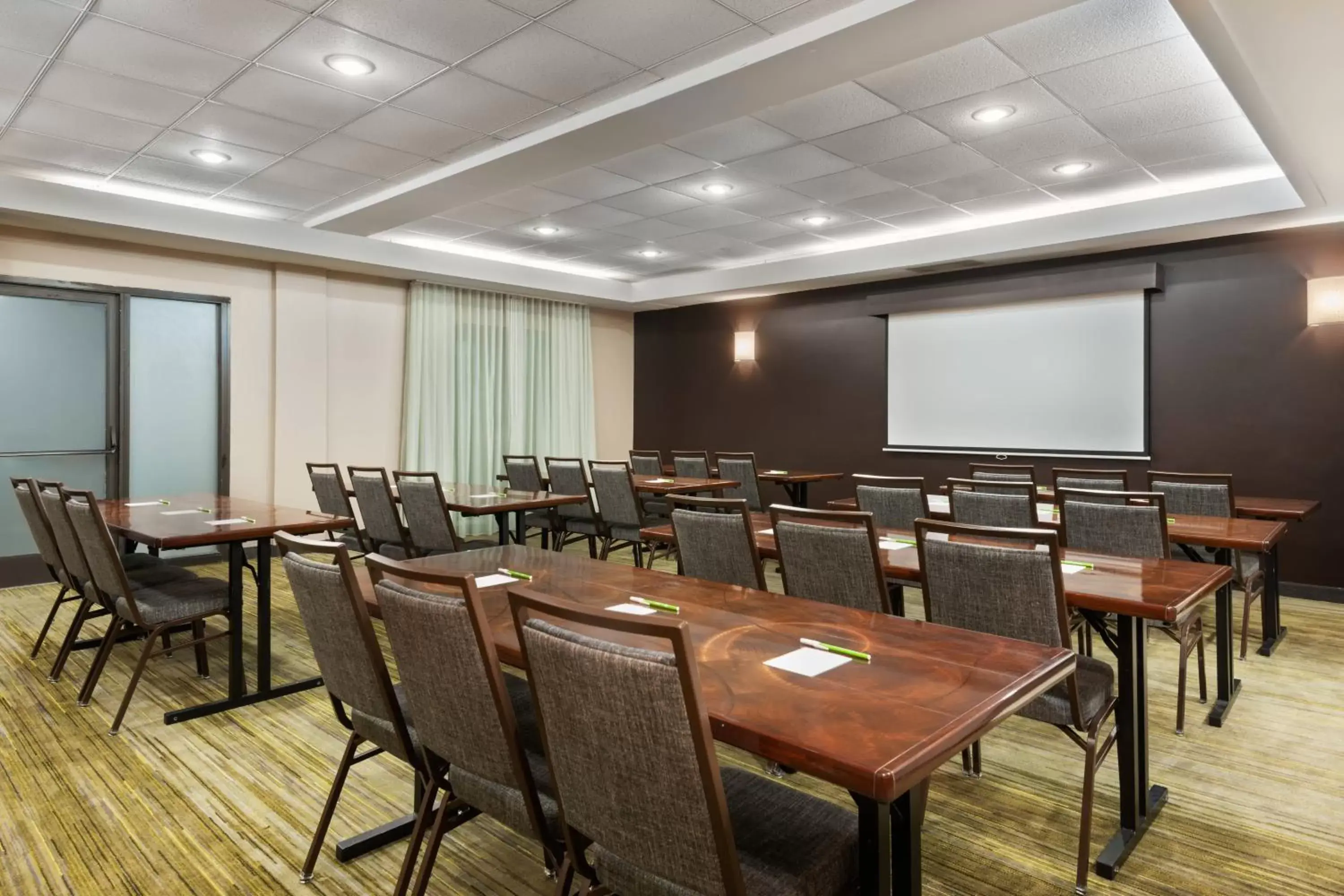 Meeting/conference room in Courtyard Lafayette Airport