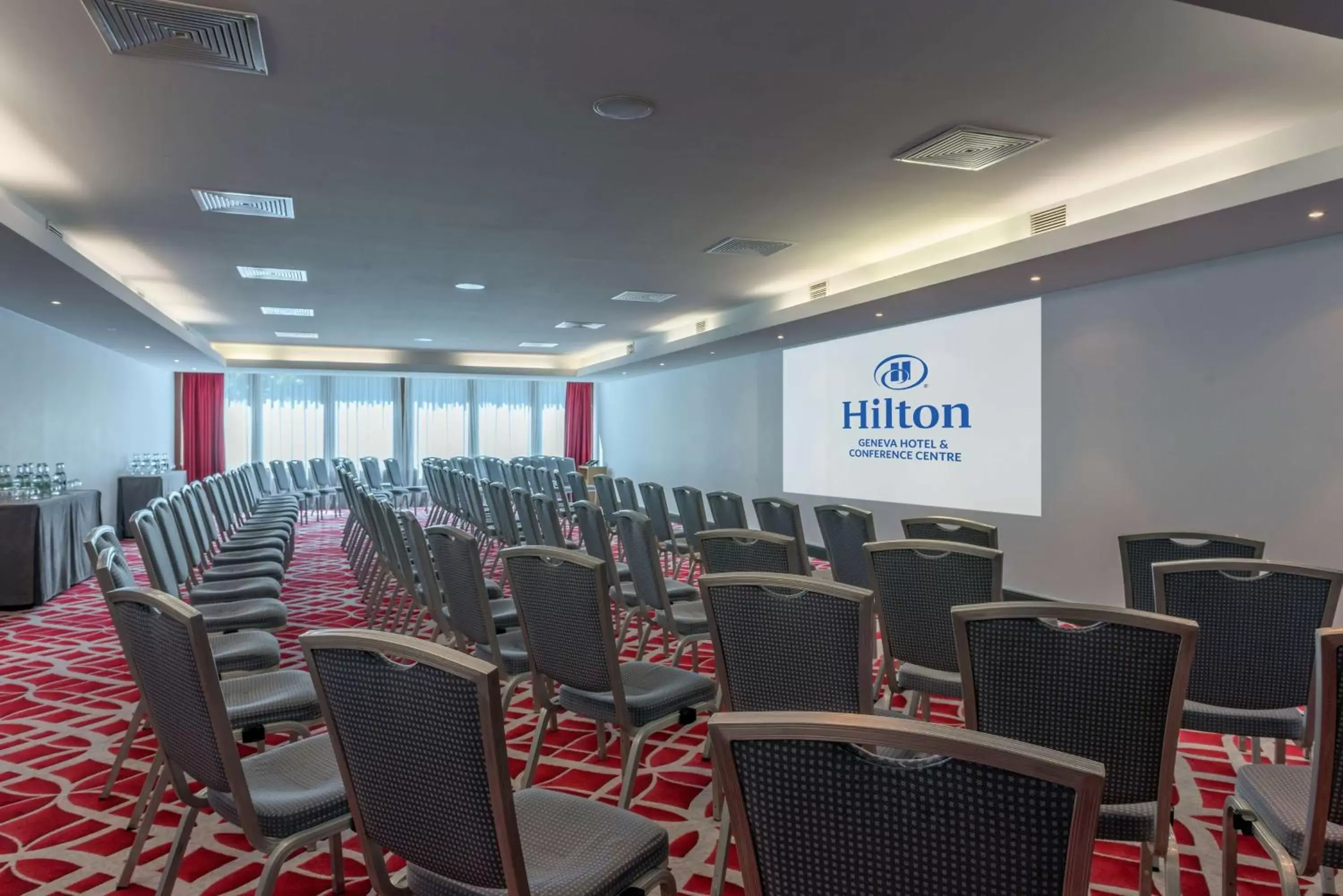 Meeting/conference room in Hilton Geneva Hotel and Conference Centre