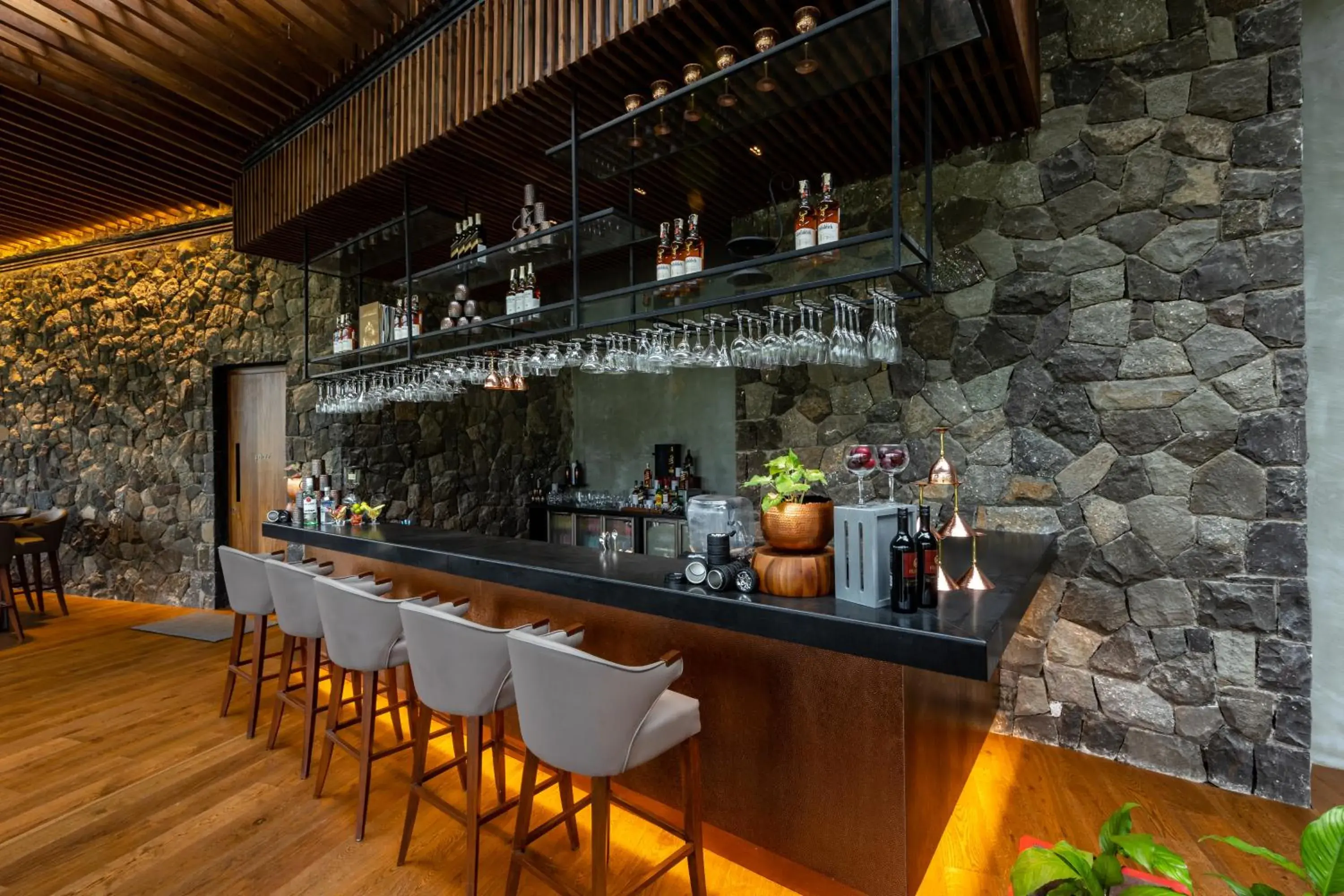 Lounge or bar, Lounge/Bar in Radisson Resort and Spa Lonavala