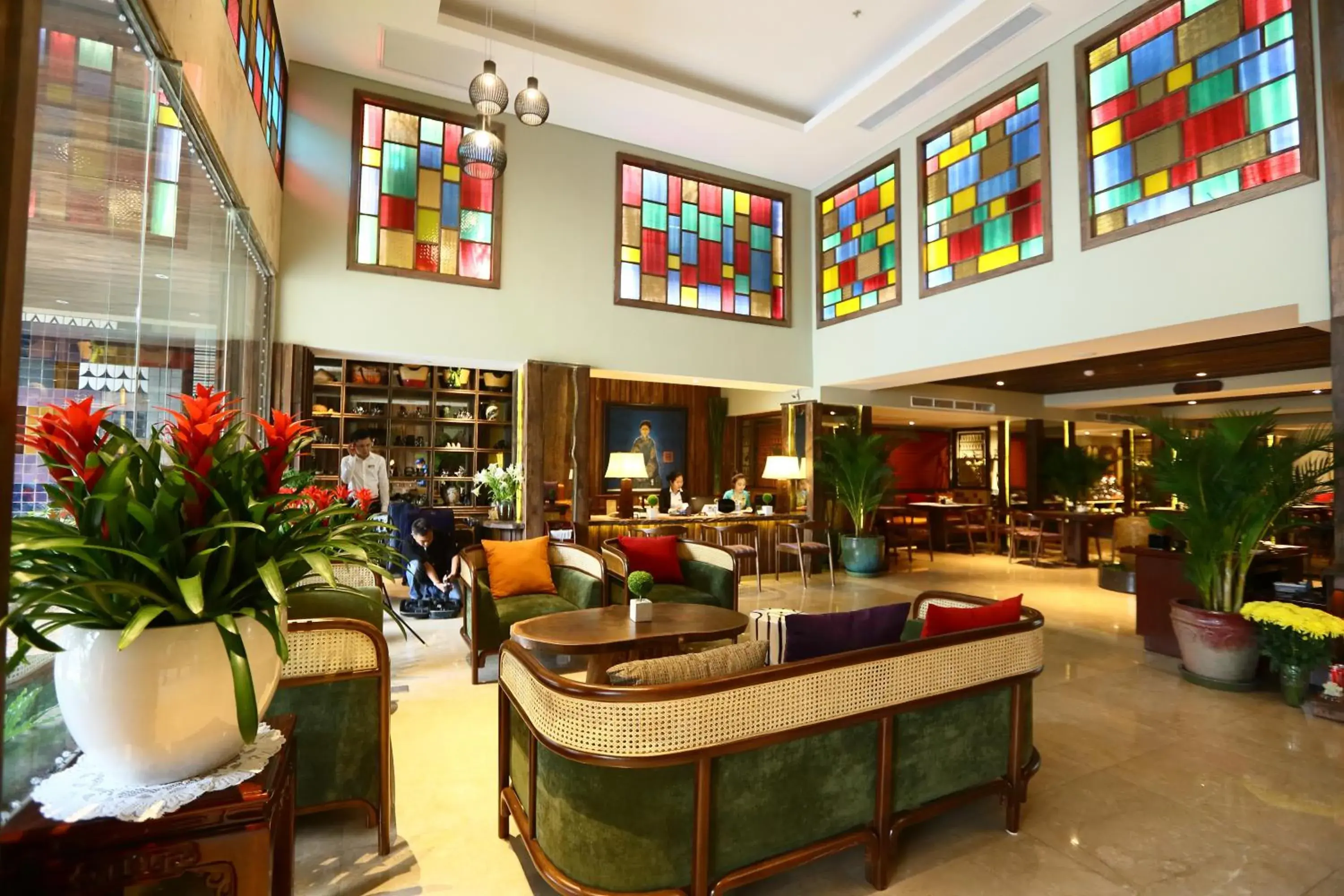 Facade/entrance, Lobby/Reception in Au Lac Legend Hotel