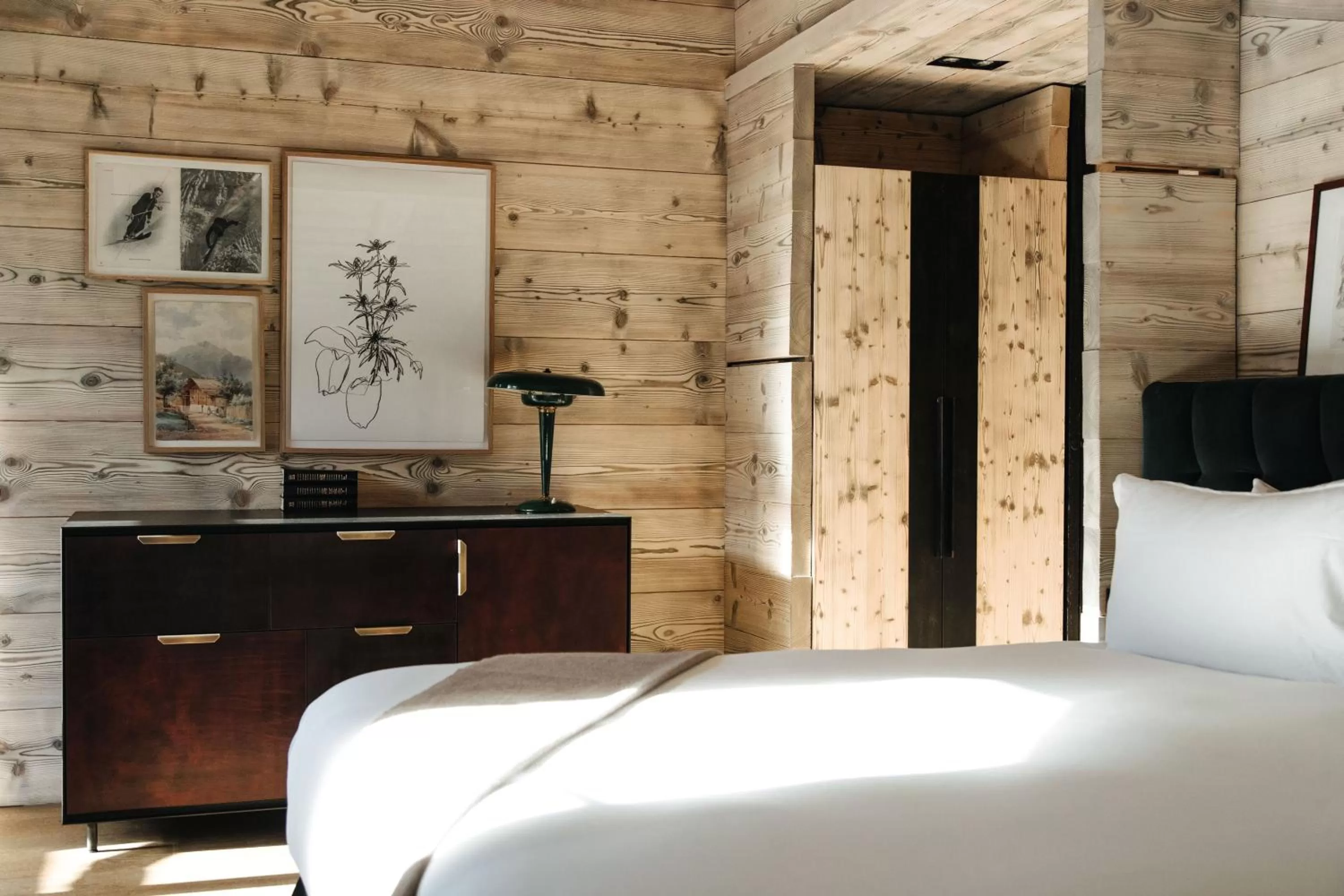 Bed in L'Alpaga, a Beaumier hotel