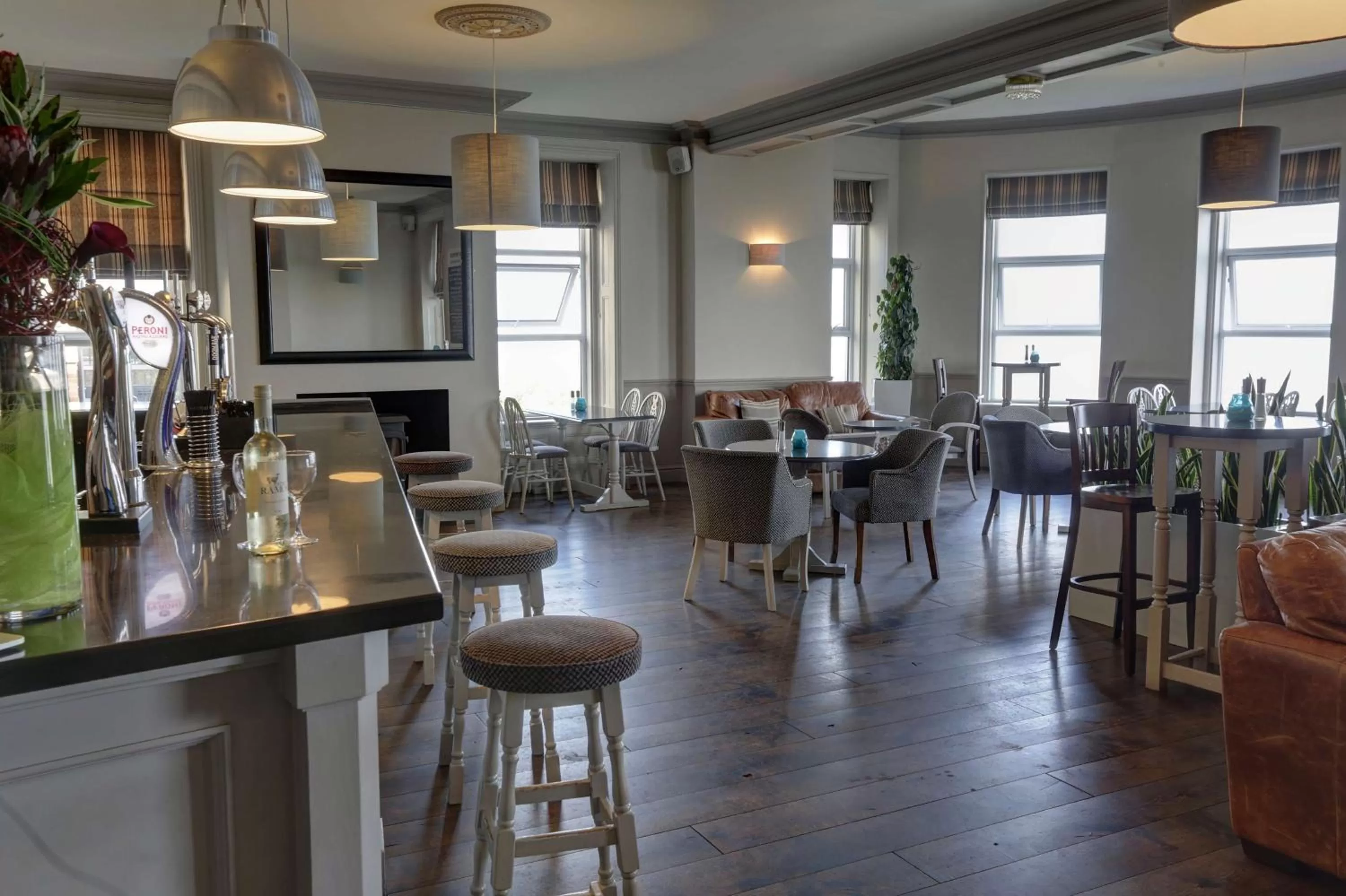 Restaurant/places to eat in Best Western Walton Park Hotel