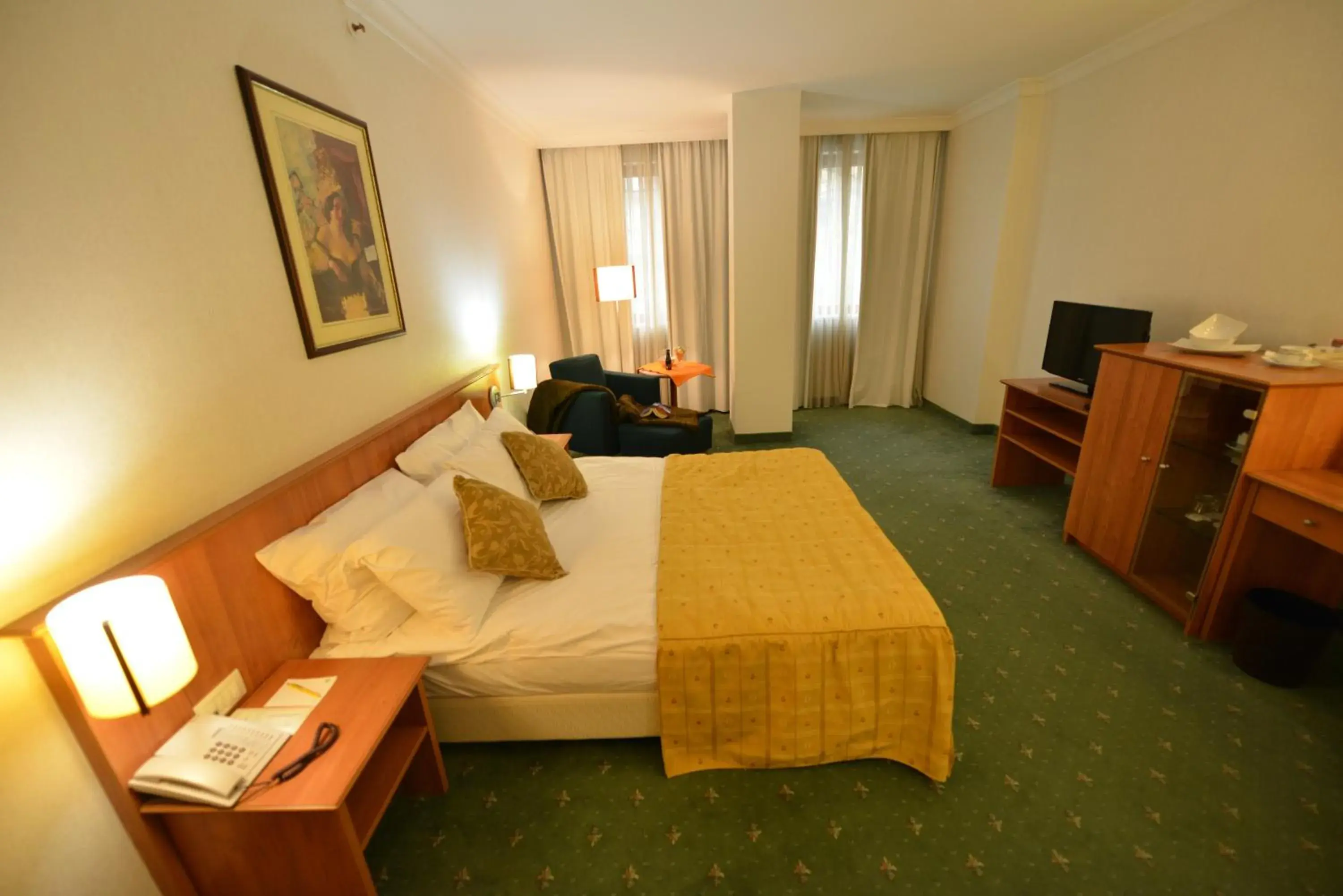 Photo of the whole room, Bed in Hotel Karpos