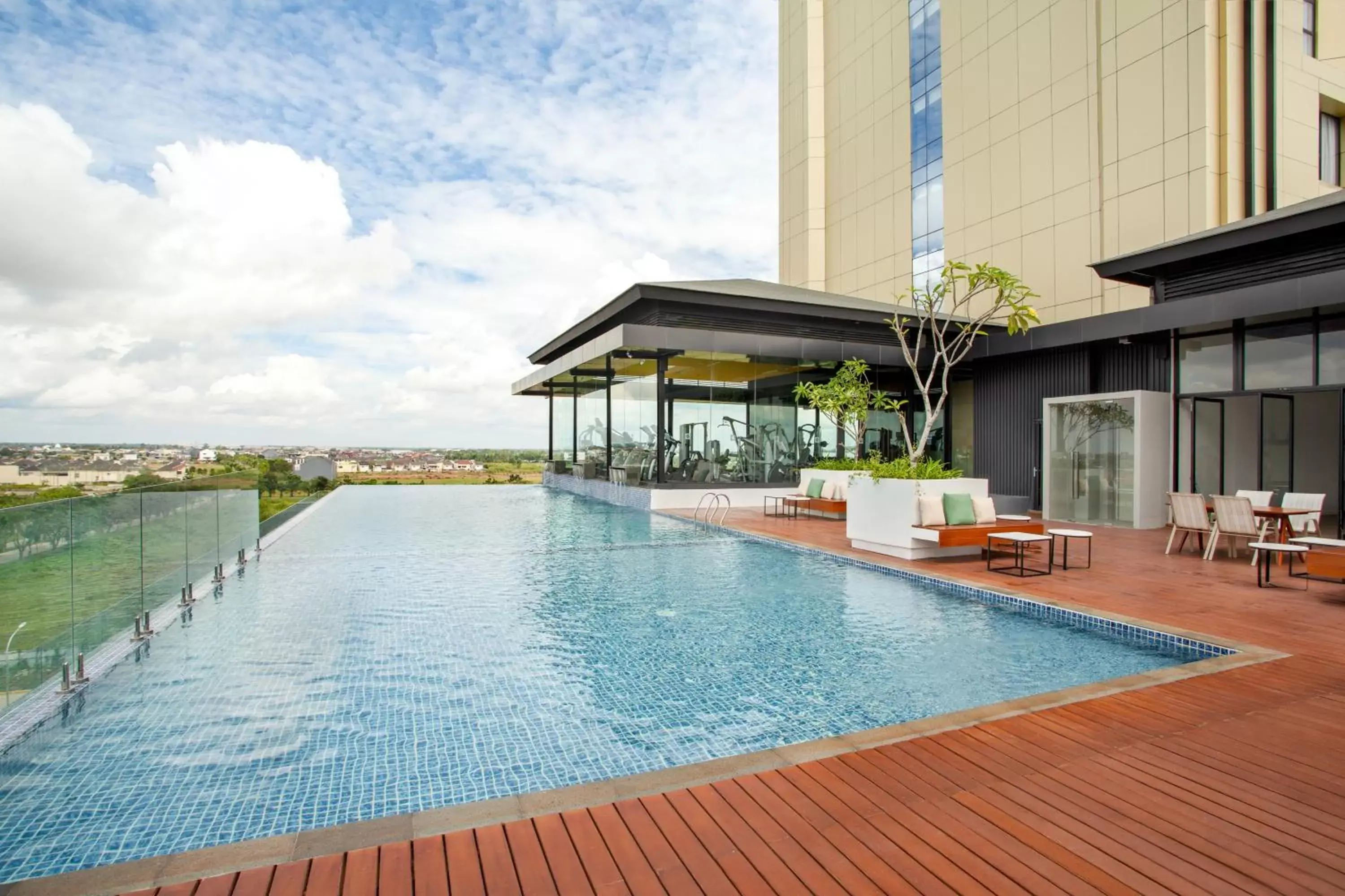 Swimming Pool in Wyndham Opi Hotel Palembang