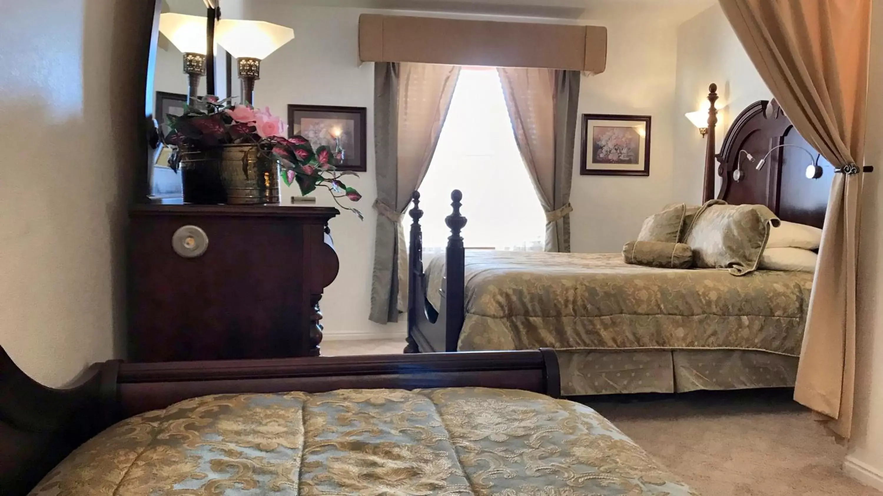 Bed in Dreamkatchers Lake Powell Bed & Breakfast Bed in Dreamkatchers Lake Powell Bed & Breakfast