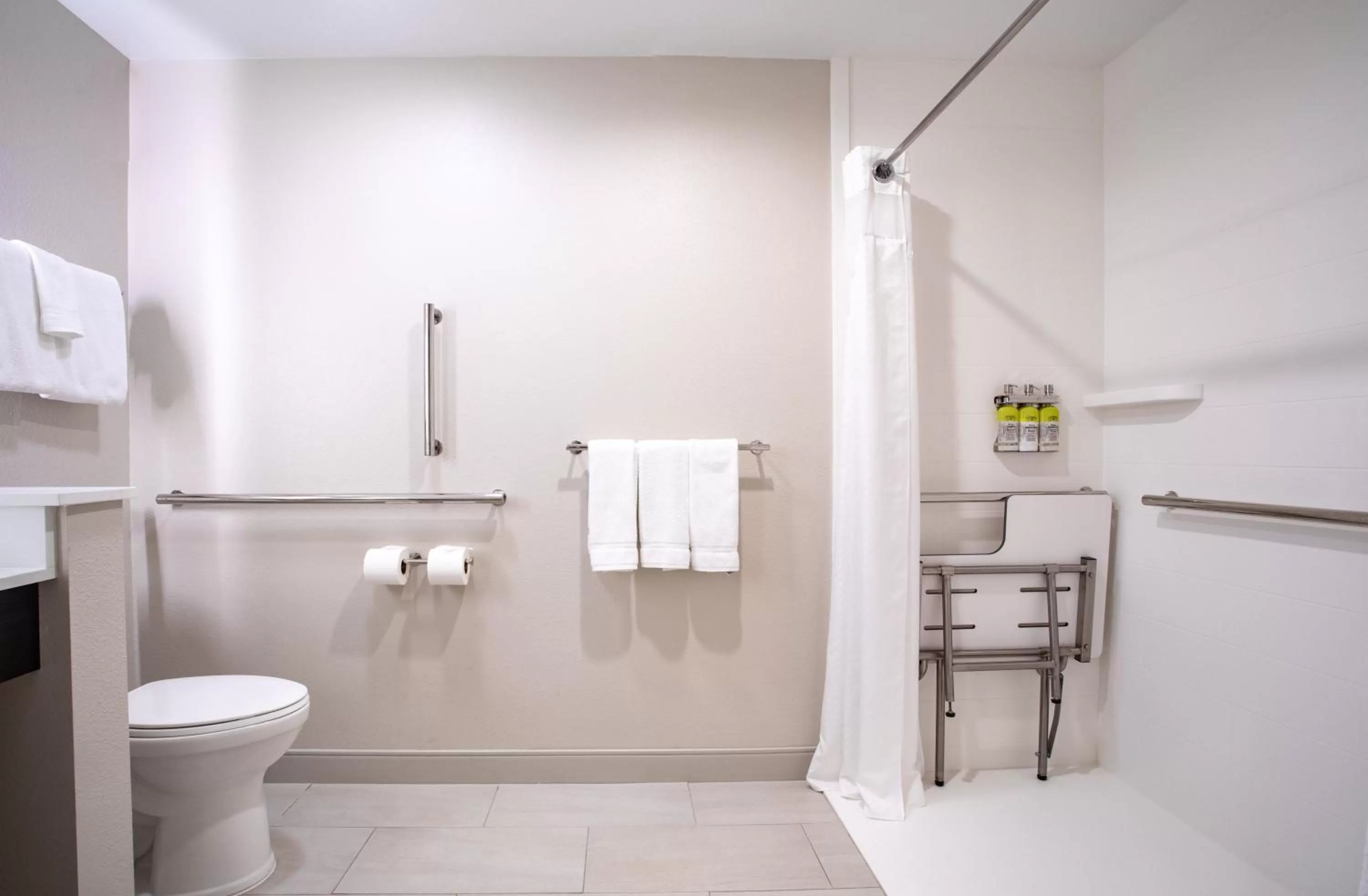 Photo of the whole room in Holiday Inn Express Prescott by IHG