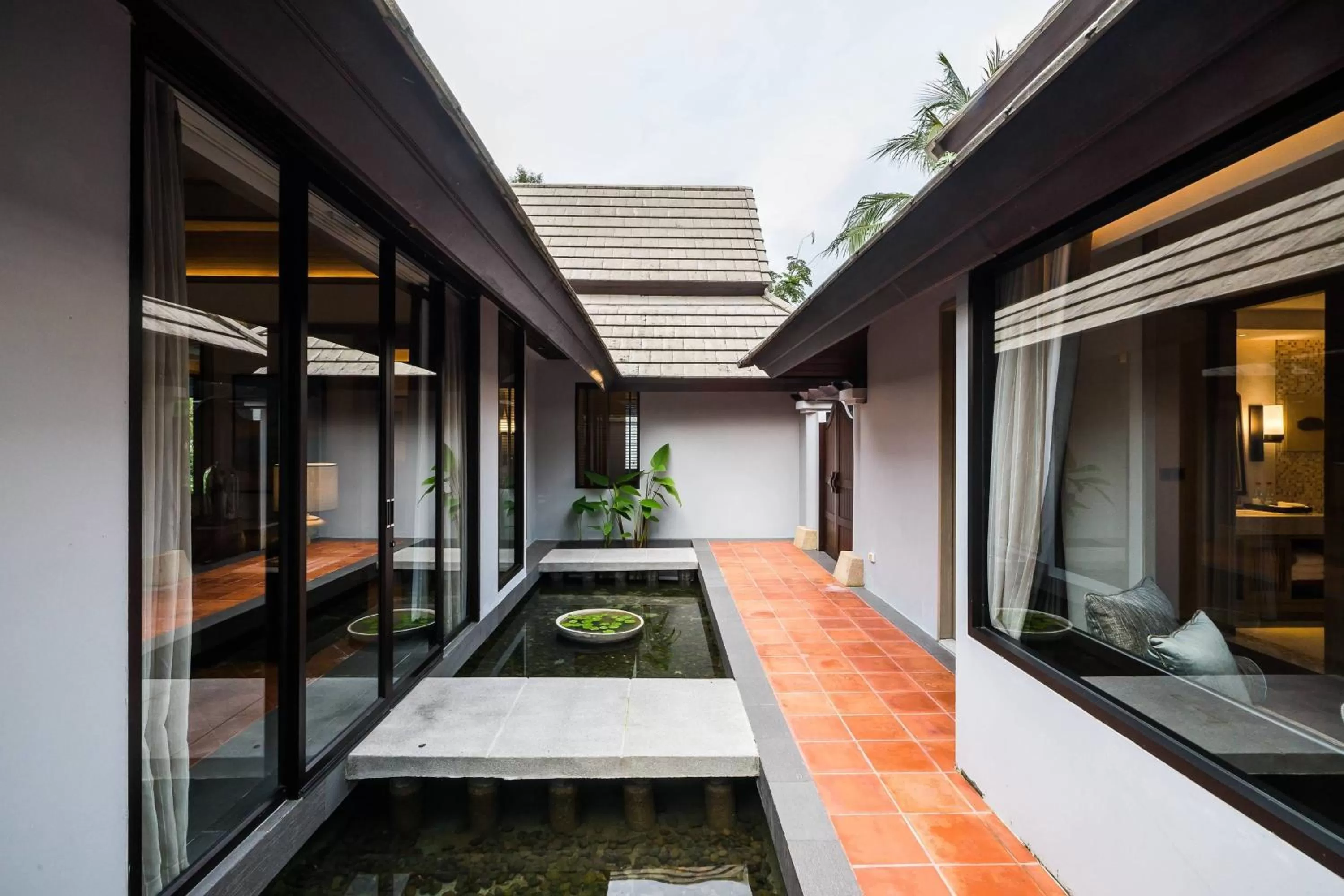 Swimming pool in Phuket Marriott Resort and Spa, Nai Yang Beach